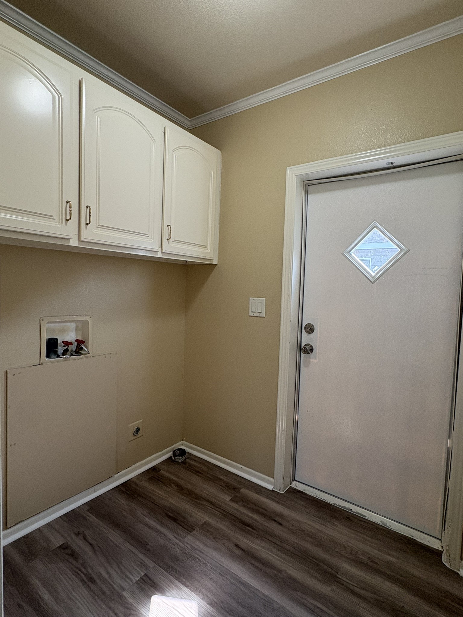 10002 Sugarvine Lane Property Photo 12
