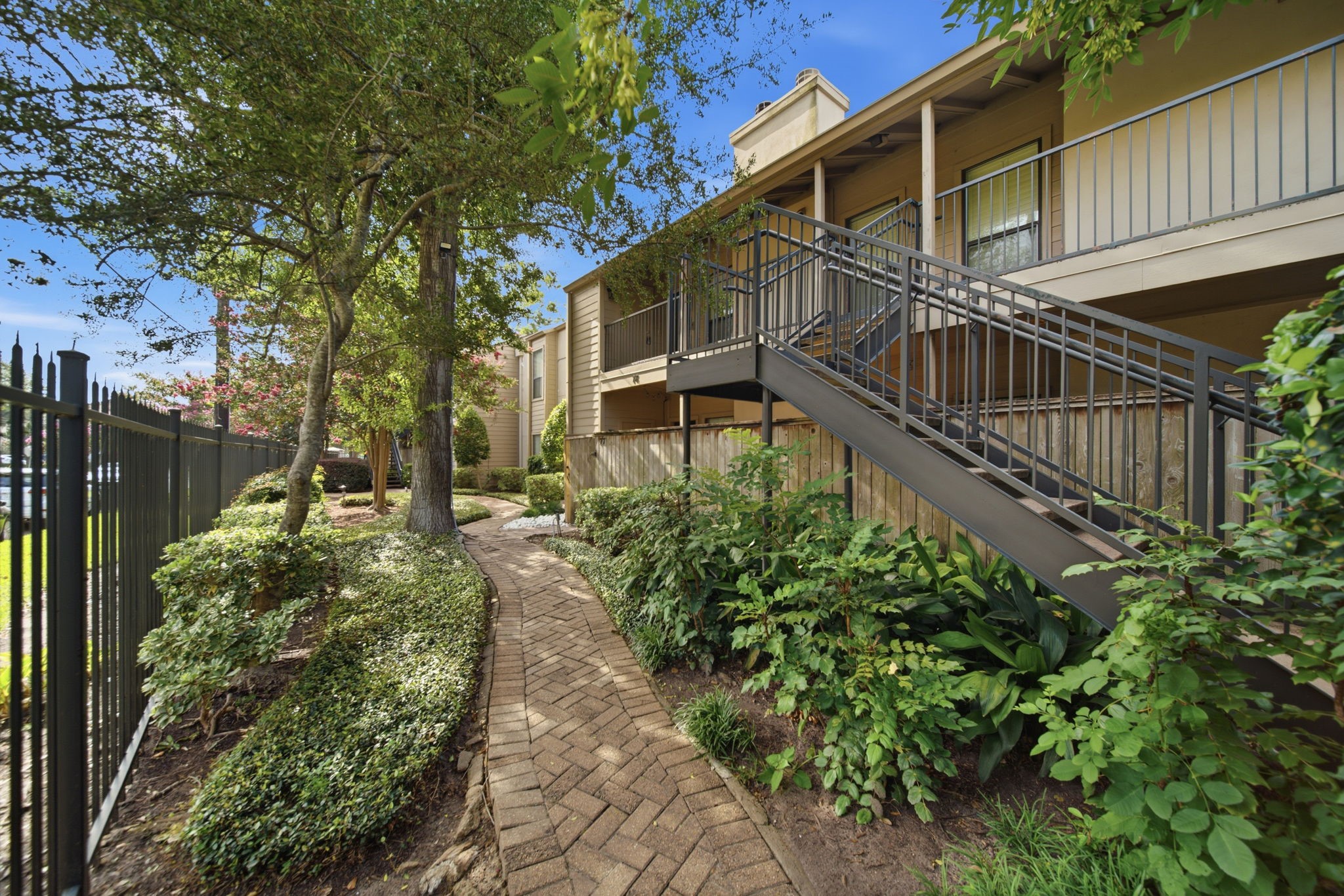 1100 Augusta Drive 77 Property Photo 1