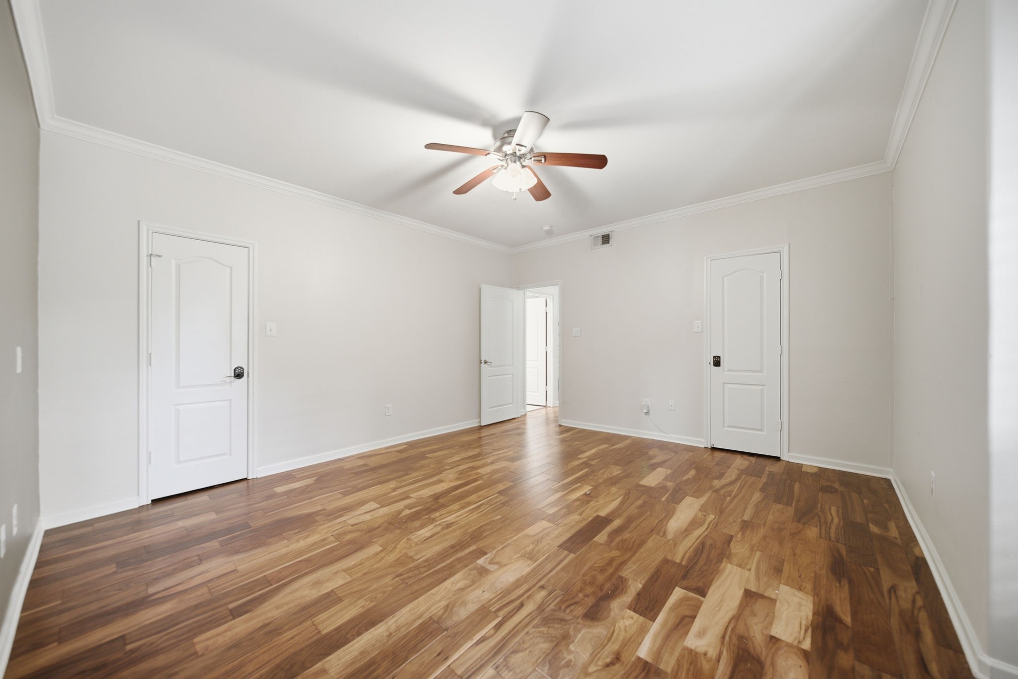 1100 Augusta Drive 77 Property Photo 19