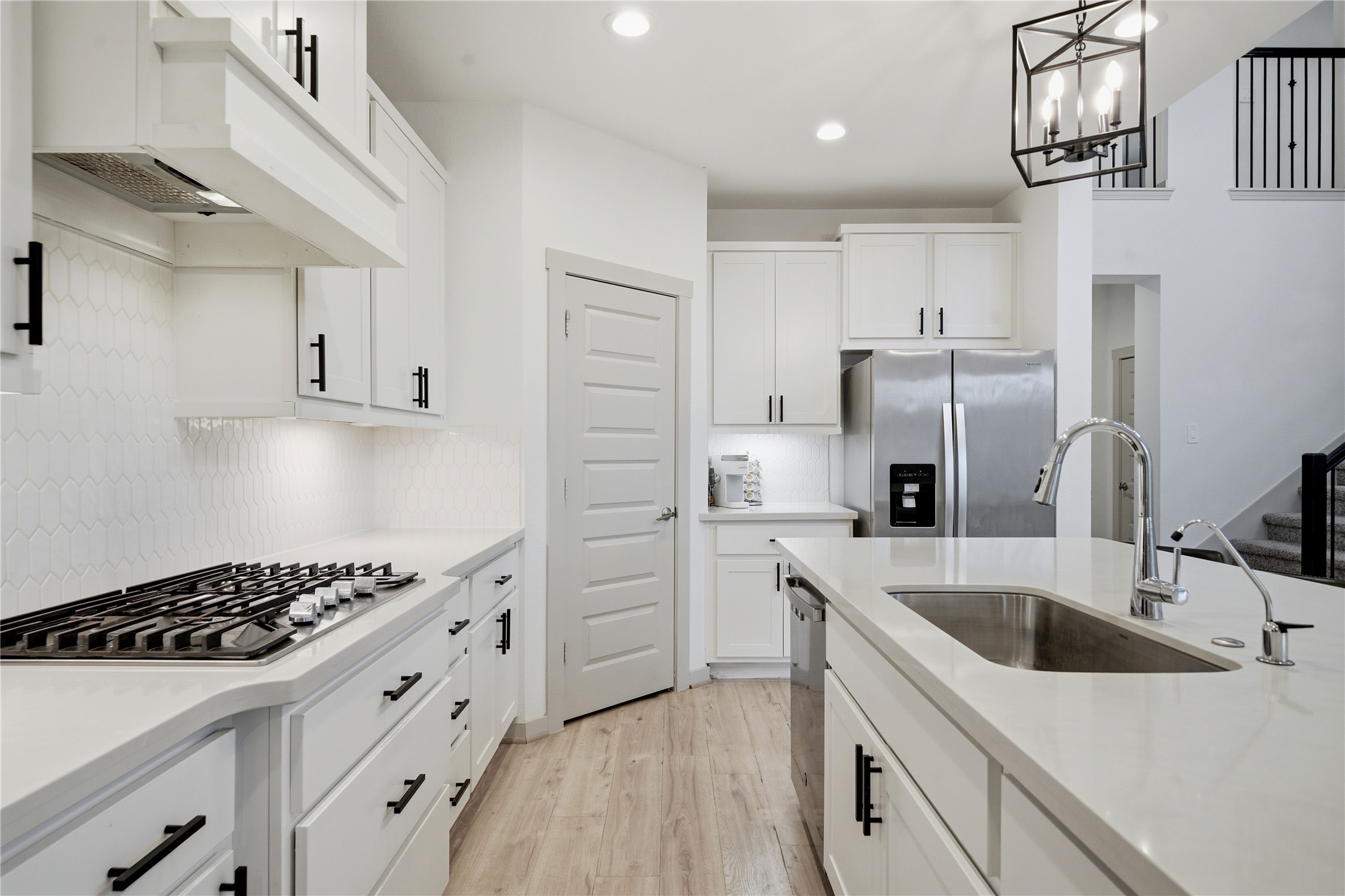 29250 Pikes Peak Drive Property Photo 11