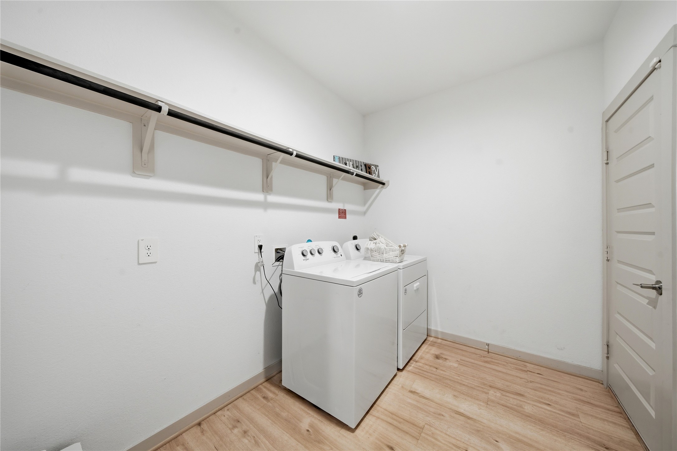 29250 Pikes Peak Drive Property Photo 17
