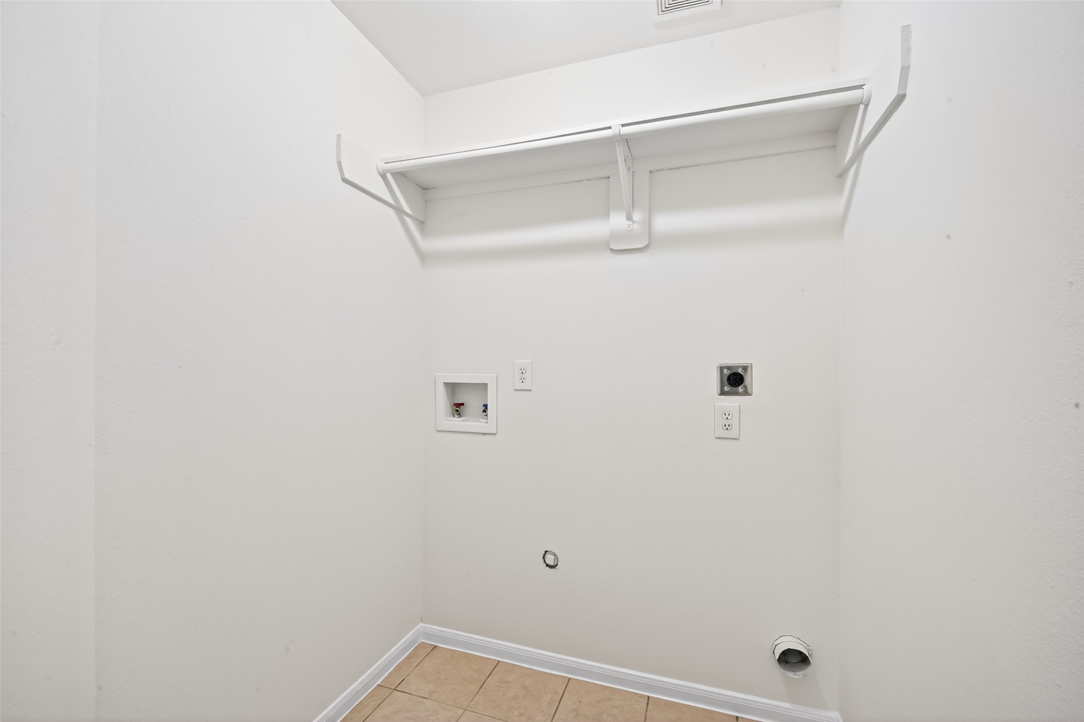 4502 Mallow Street A Property Photo 23