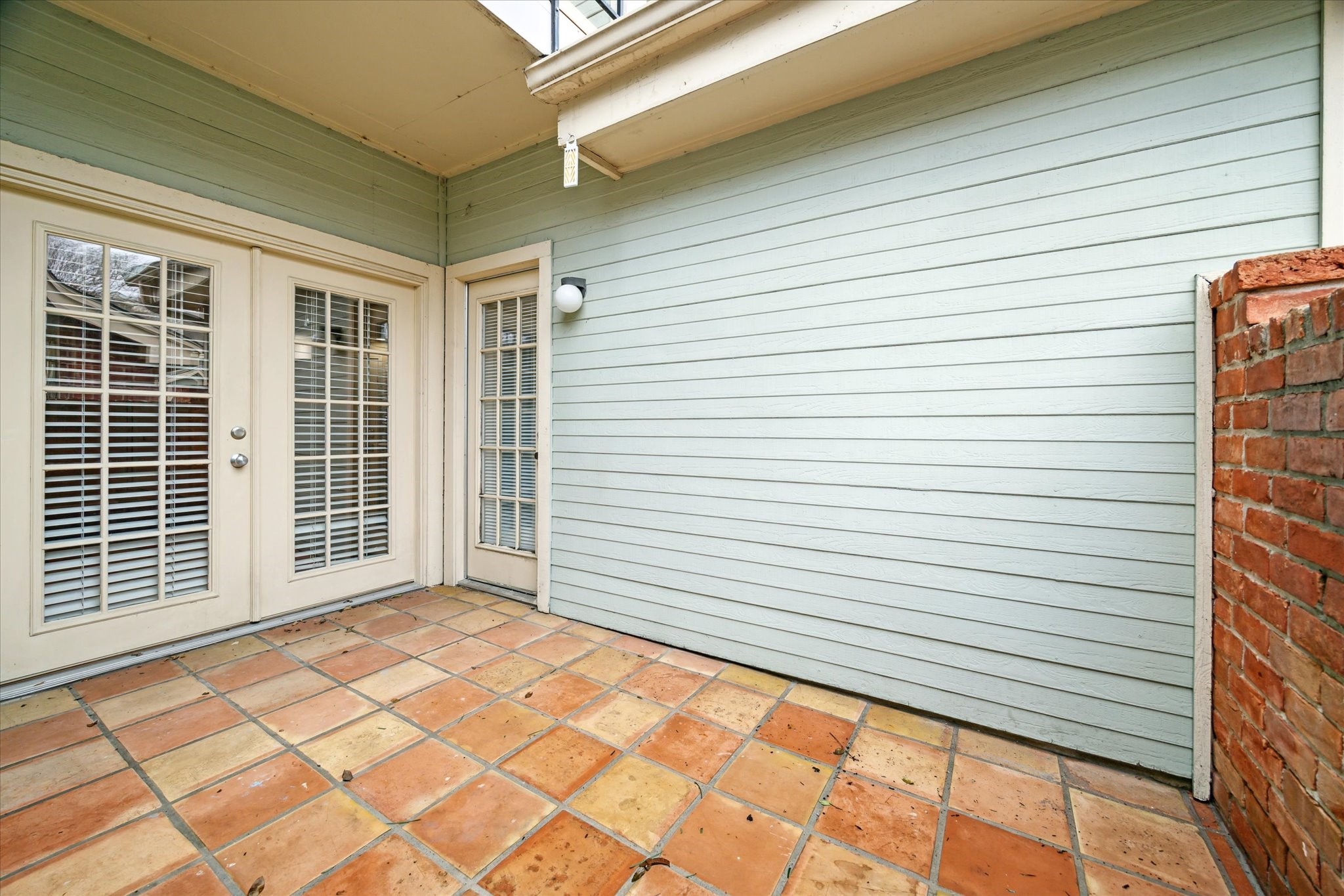 4901 Floyd Street 10 Property Photo 19