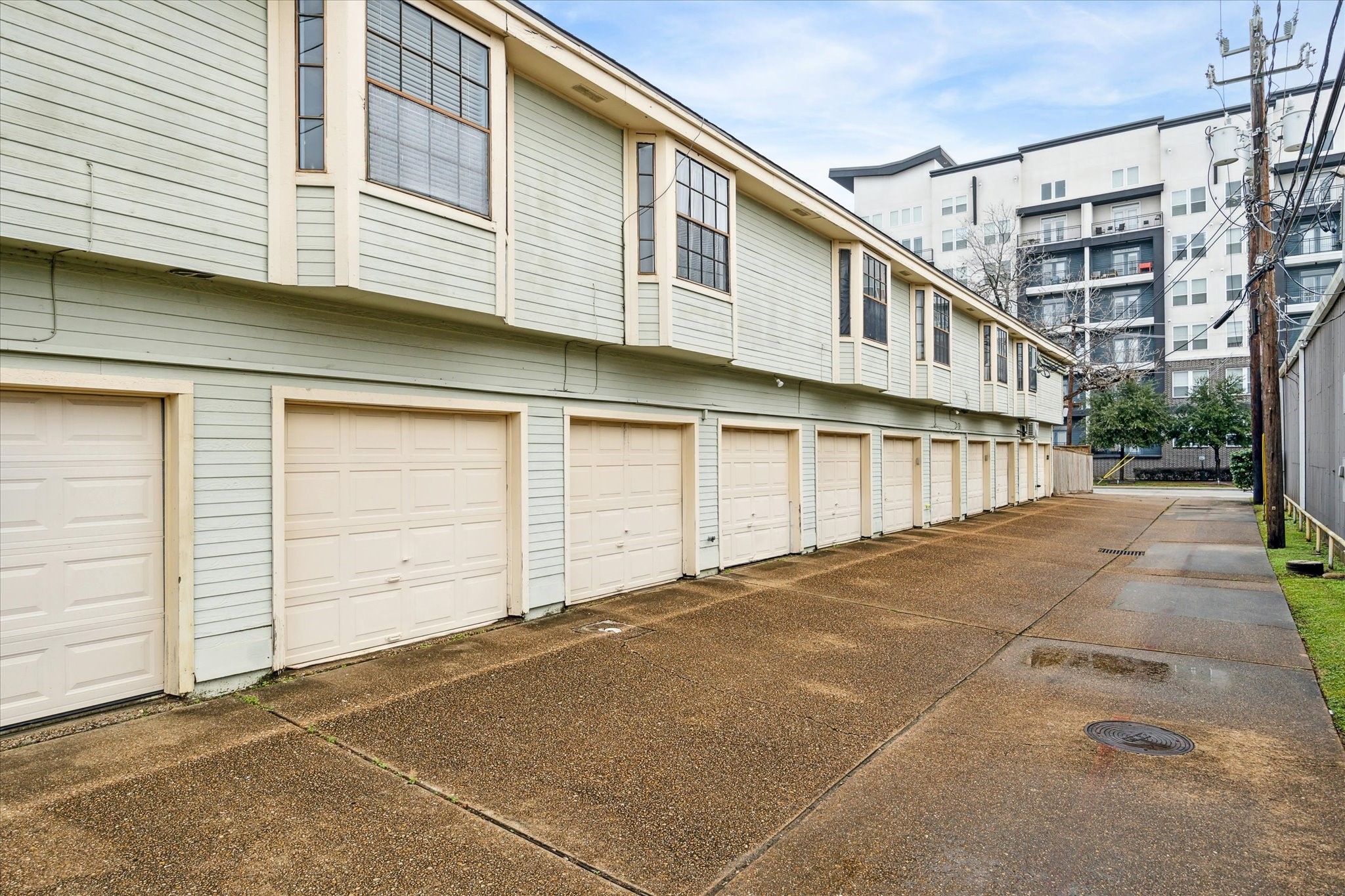 4901 Floyd Street 10 Property Photo 20