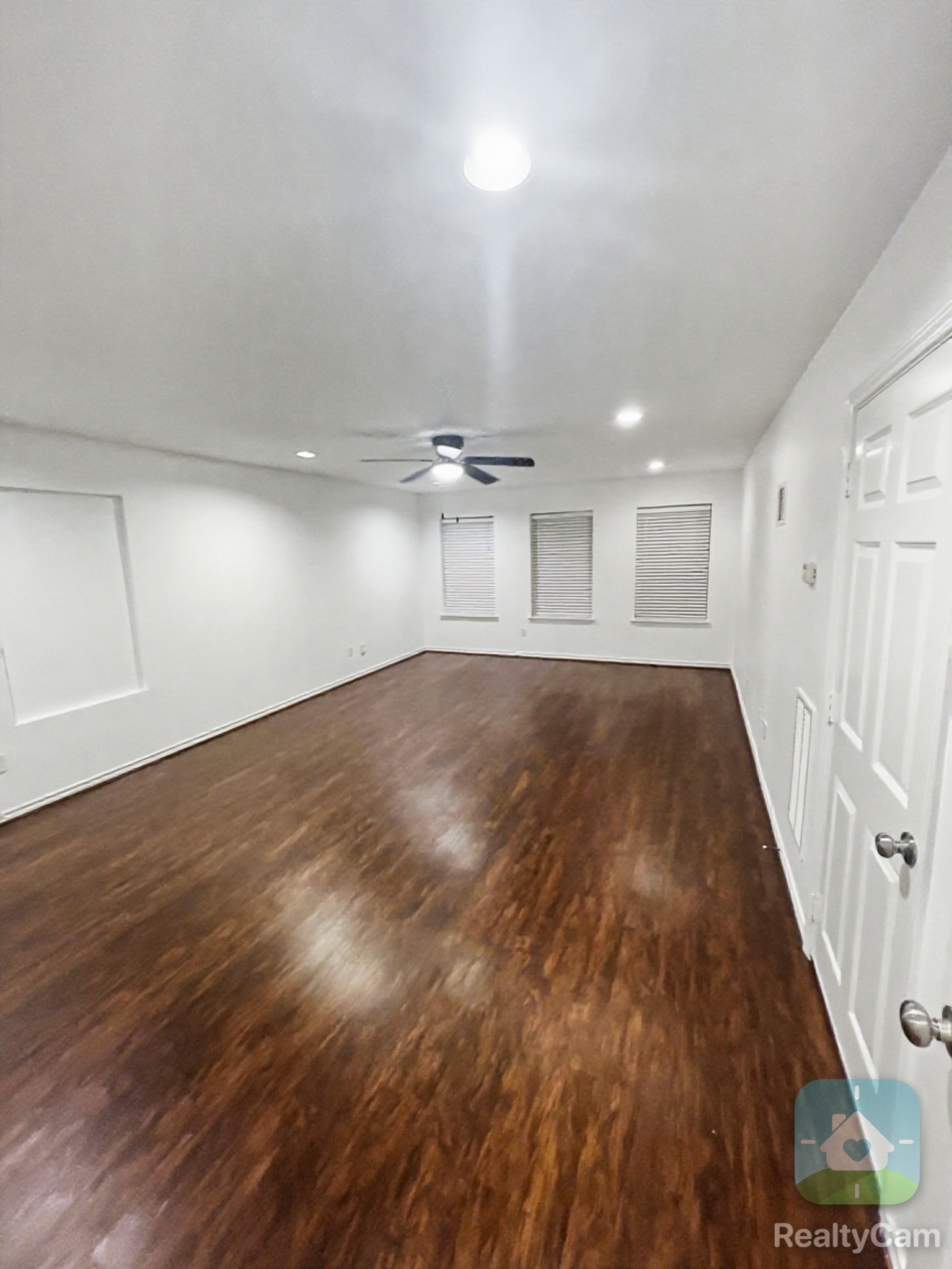 1815 Lewis Street Property Photo 20