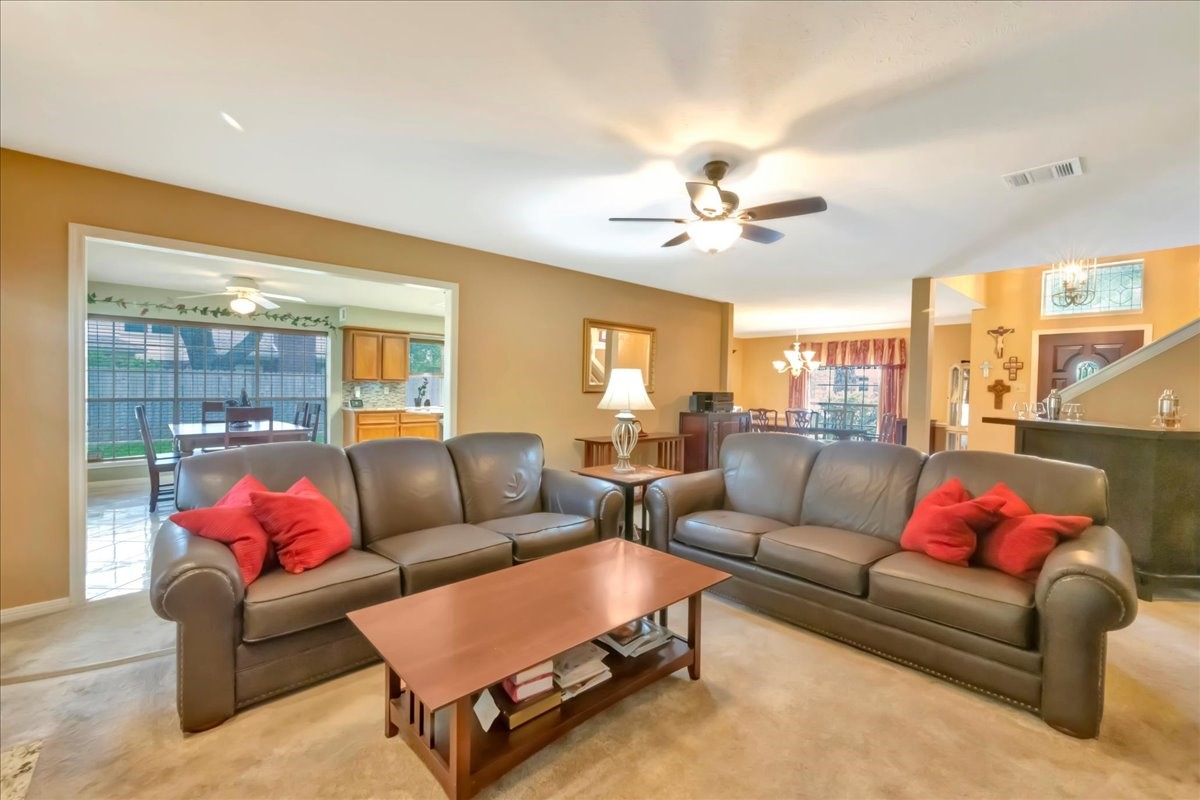 2031 Hillside Oak Lane Property Photo 6