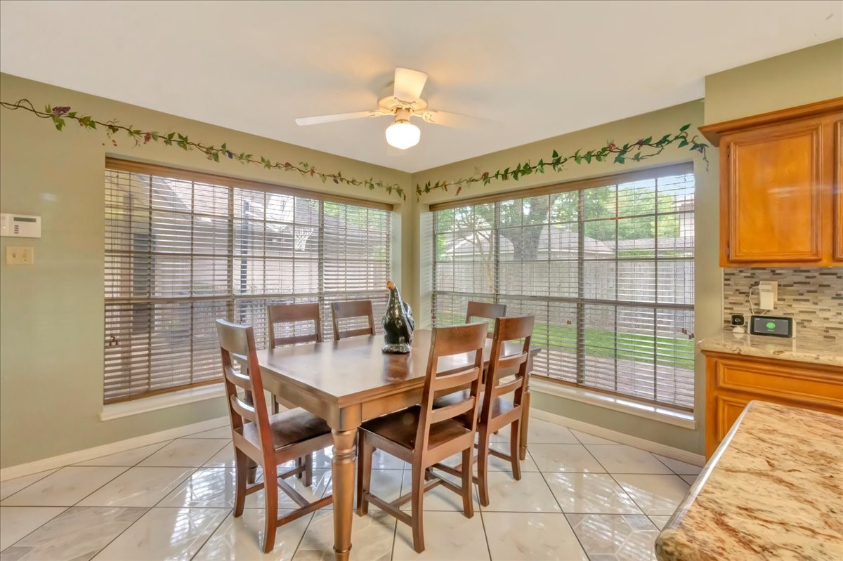 2031 Hillside Oak Lane Property Photo 11