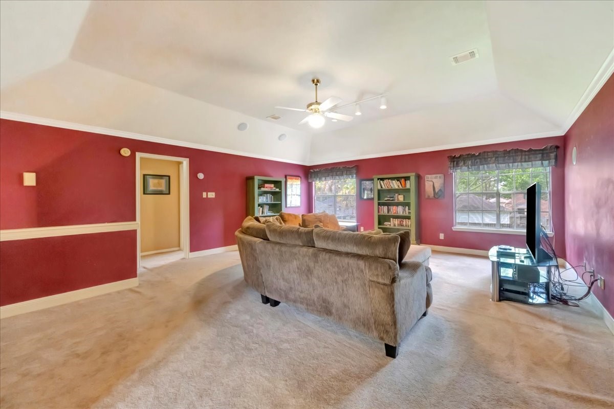 2031 Hillside Oak Lane Property Photo 25