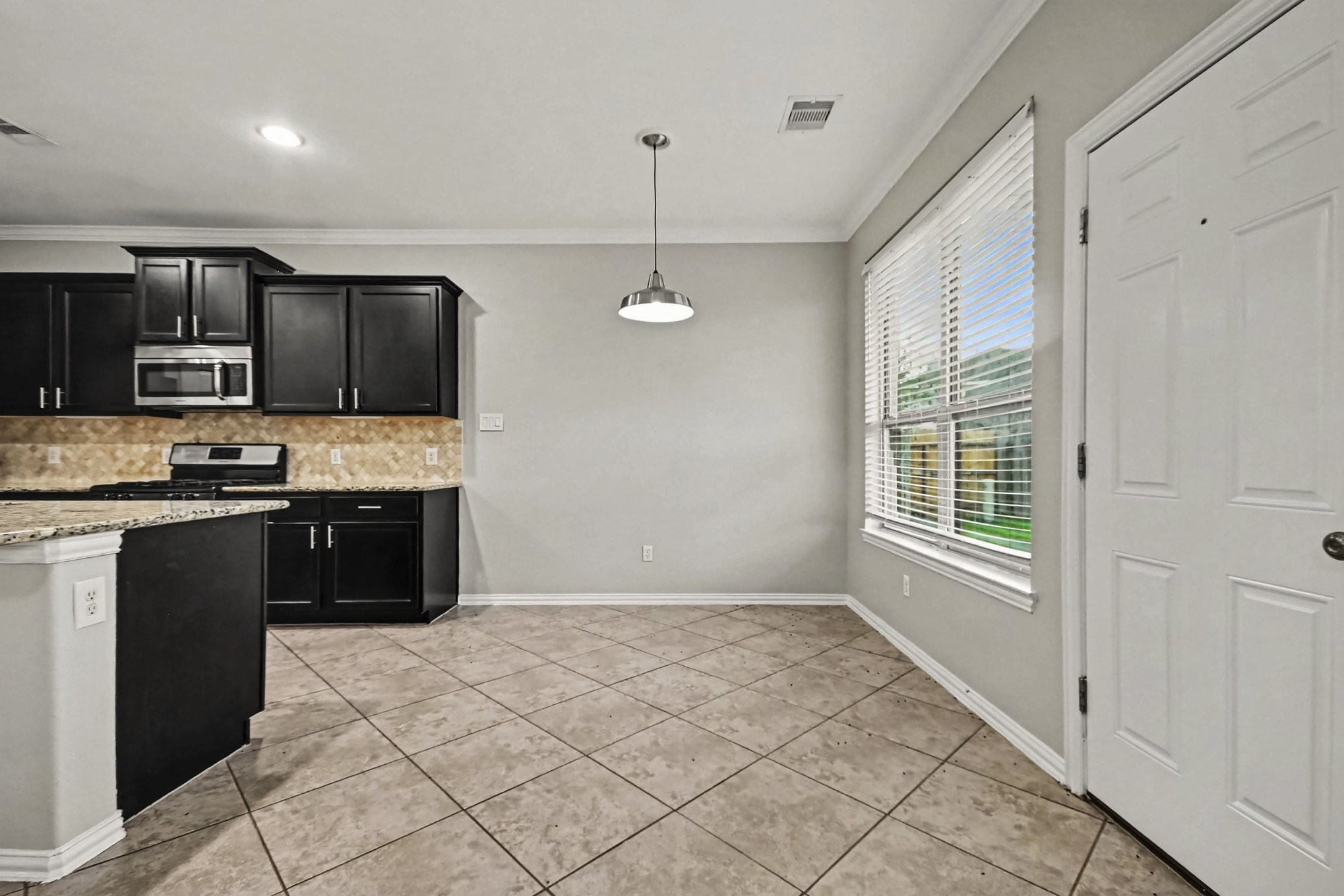 2502 Flowing Palm Lane Property Photo 10