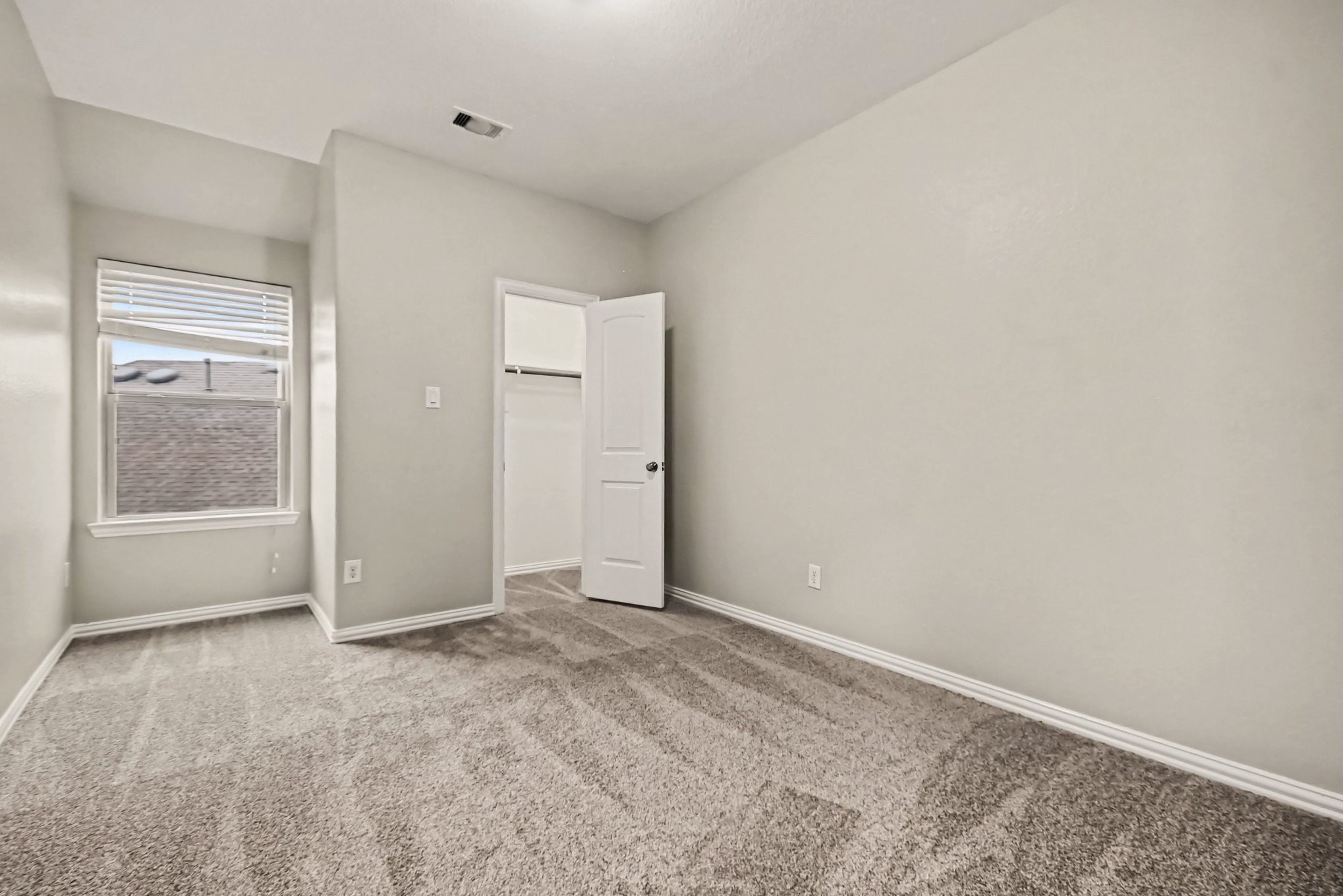 2502 Flowing Palm Lane Property Photo 17