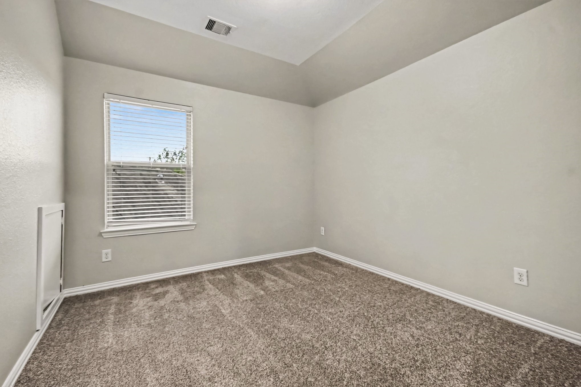 2502 Flowing Palm Lane Property Photo 19