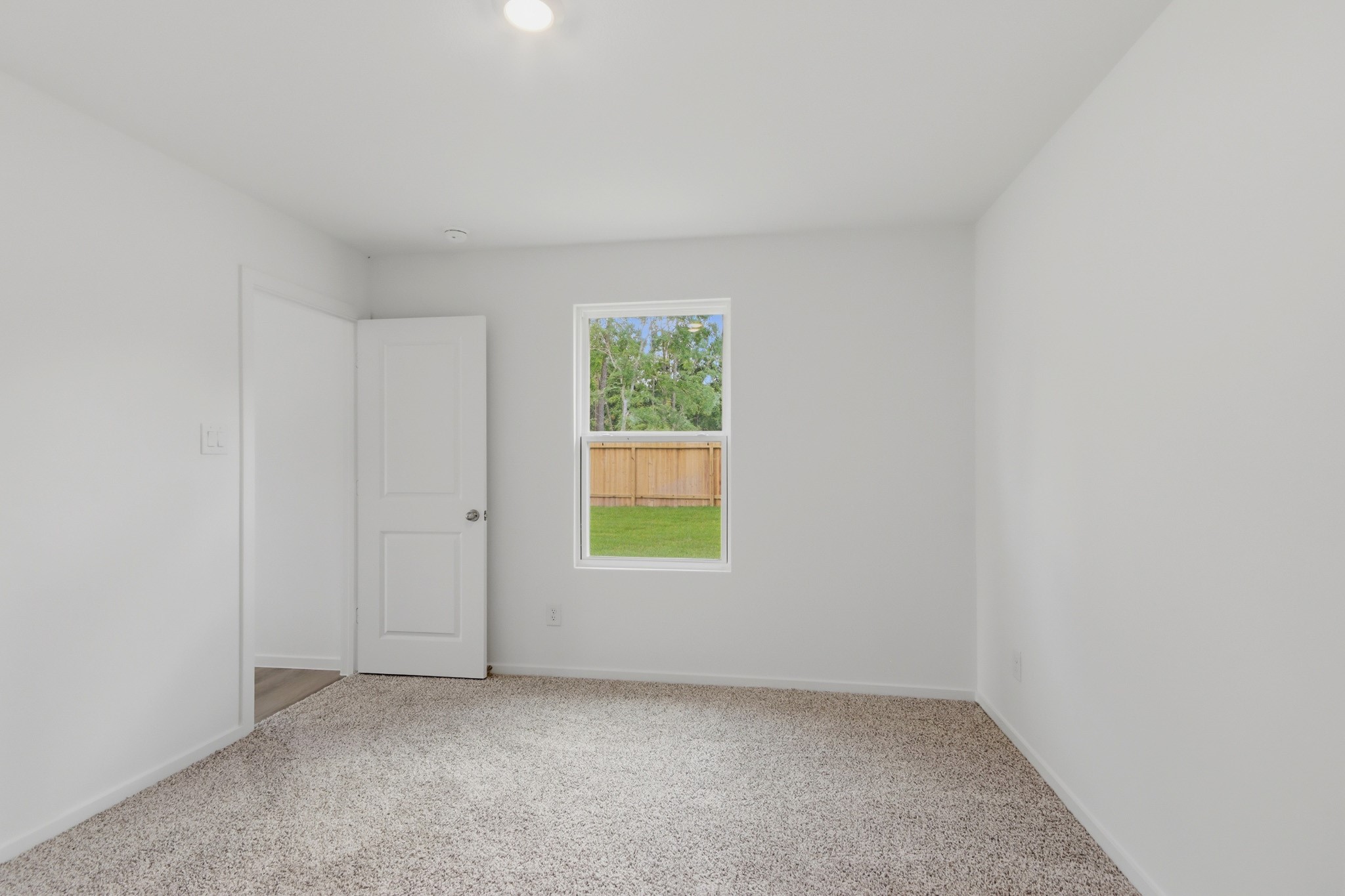 228 Golden Eagle Boulevard Property Photo 11