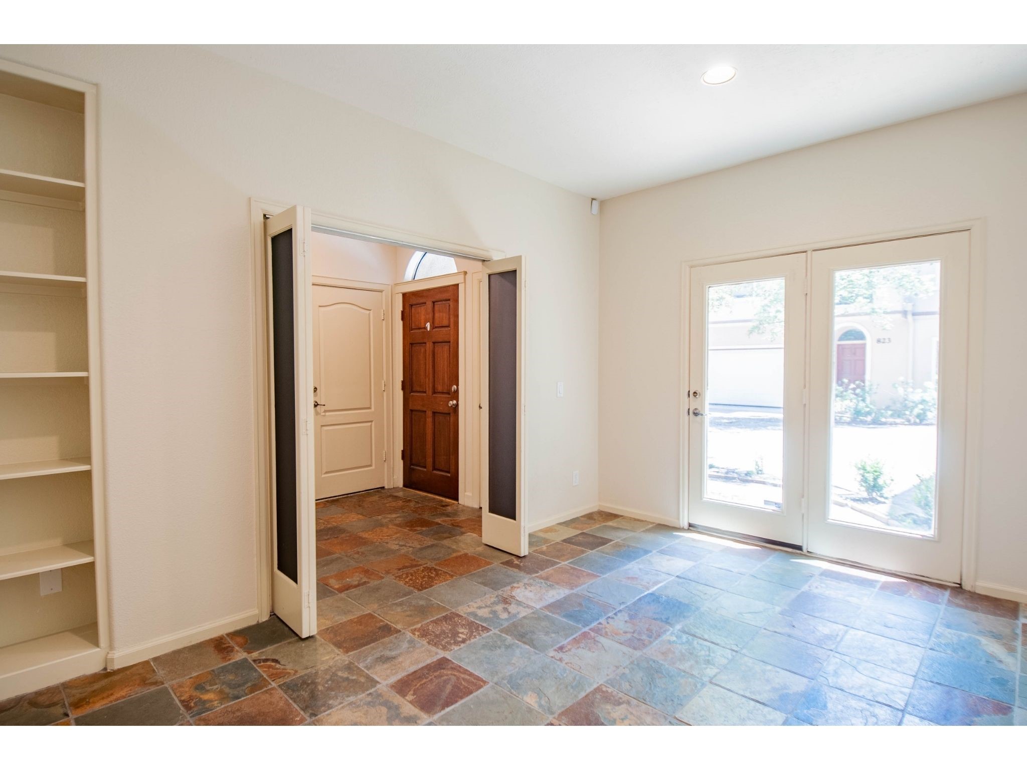 829 Malone Street Property Photo 4