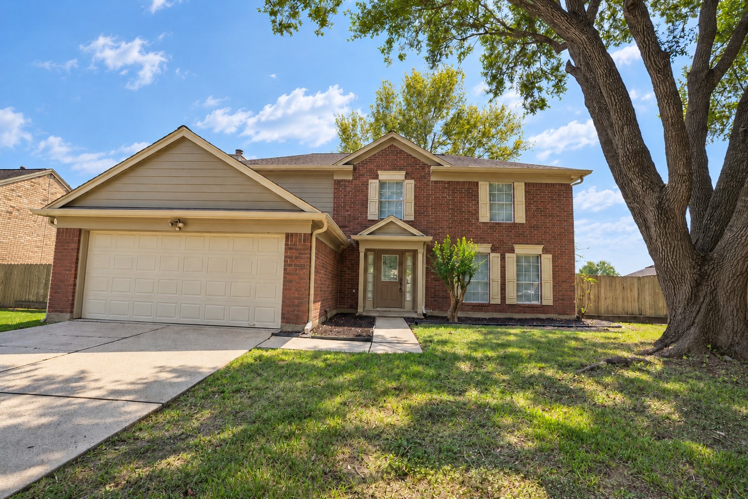 5006 Spring Branch Drive Property Photo 1