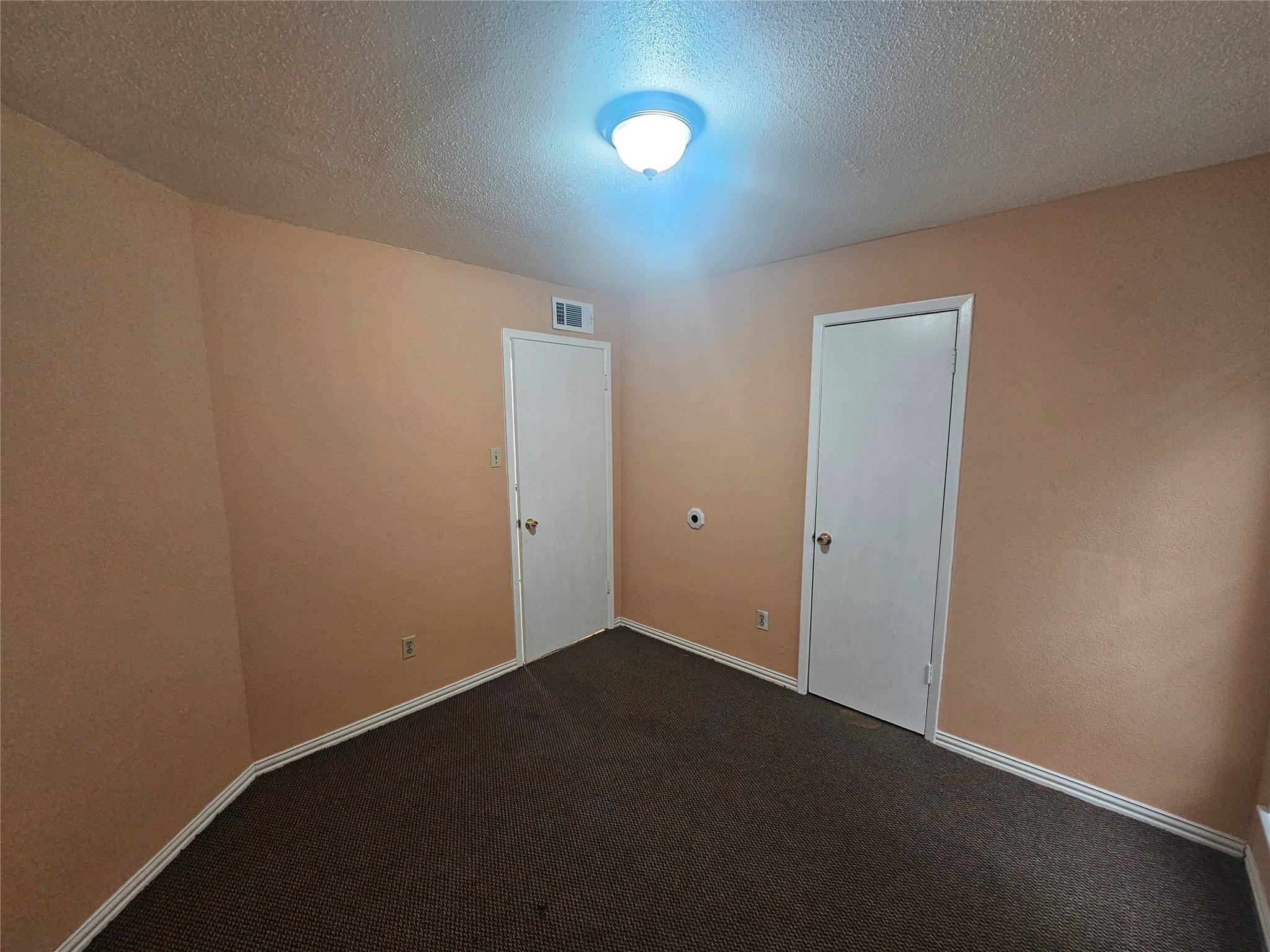 10601 South Drive 80 Property Photo 4