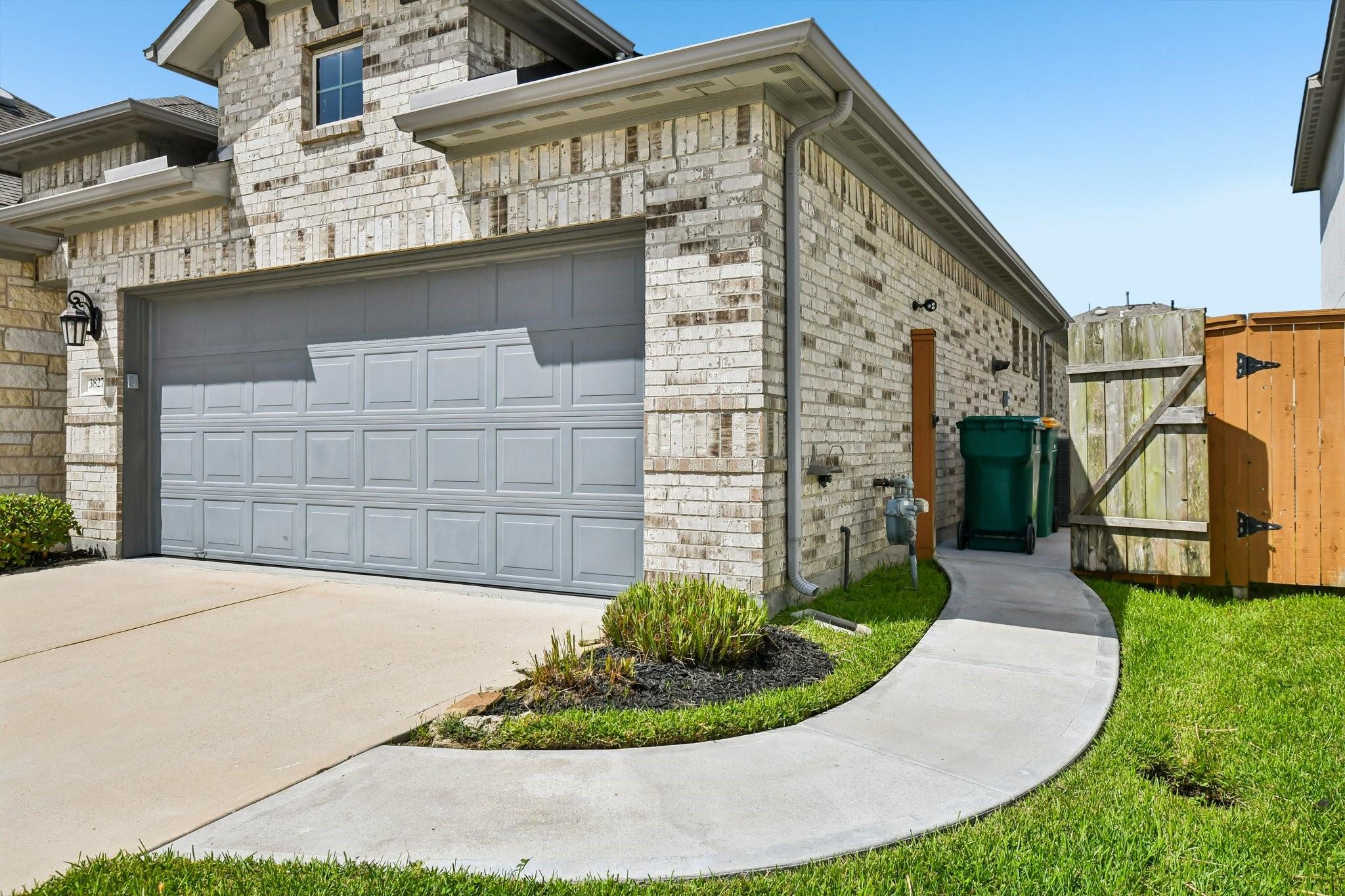 3827 Robinson Bend Drive, Spring Tx 77386 Property Photo 3