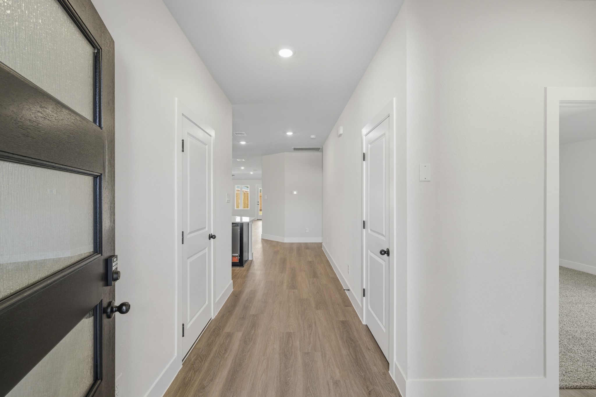 15912 Maybelle Street Property Photo 2