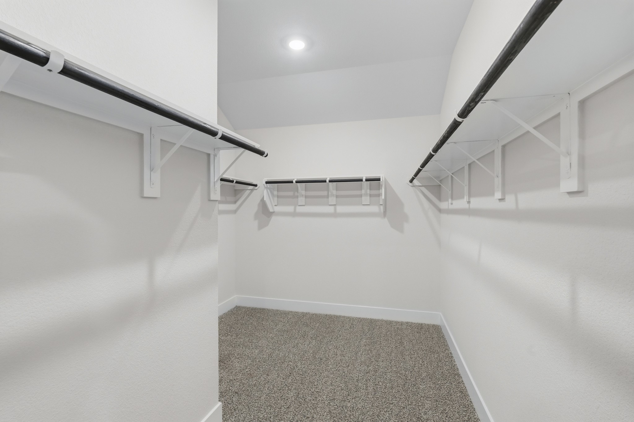 15912 Maybelle Street Property Photo 14