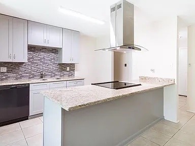 17519 Fieldglen Drive Property Photo 2