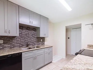 17519 Fieldglen Drive Property Photo 6