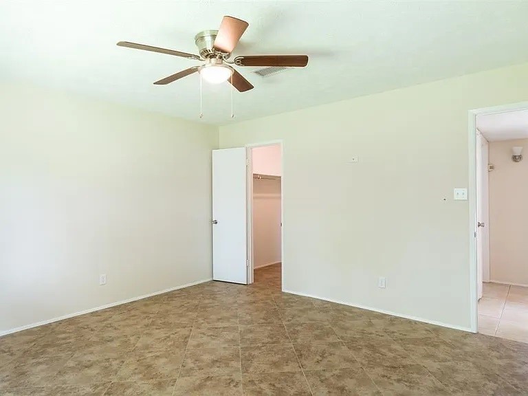 17519 Fieldglen Drive Property Photo 16