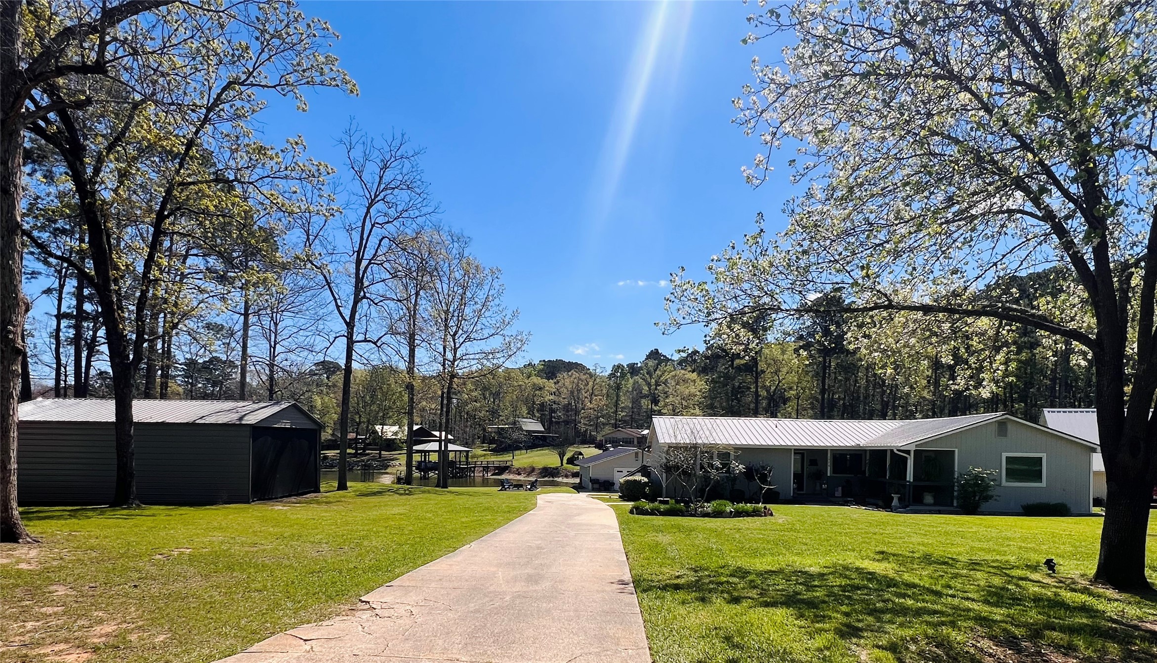 1776 Lakeshore Drive Property Photo 2