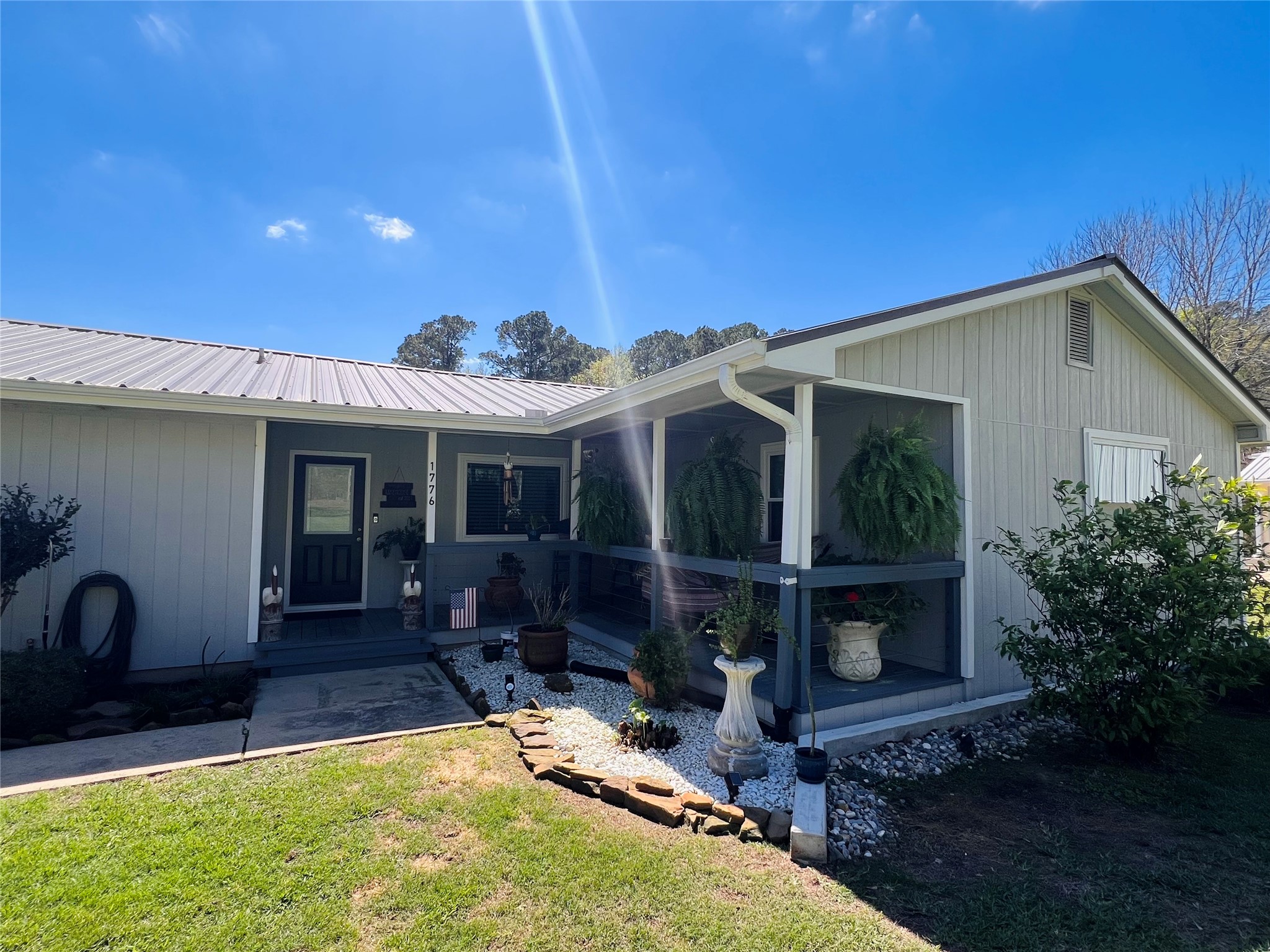 1776 Lakeshore Drive Property Photo 7