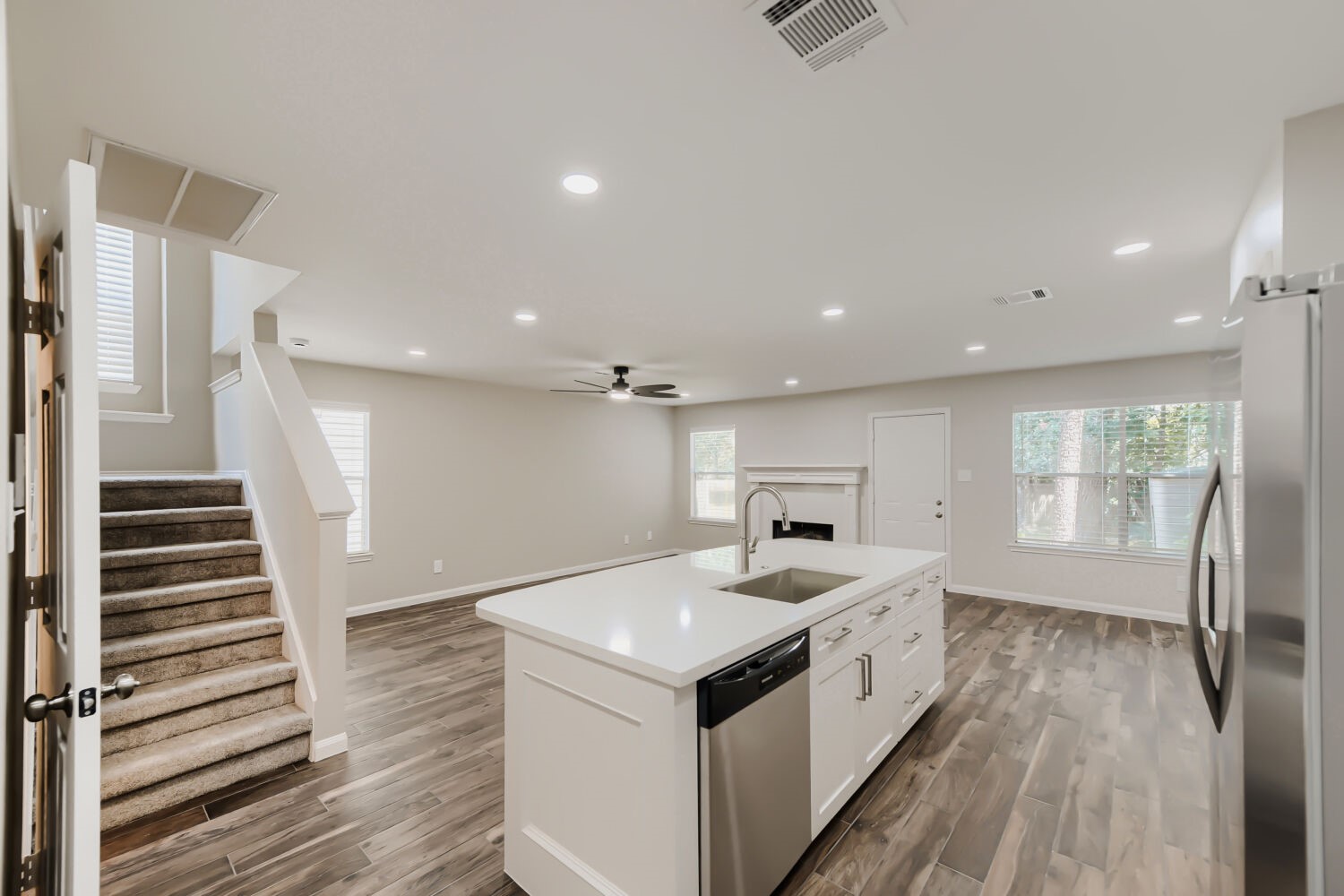 11 Wineberry Place Property Photo 8