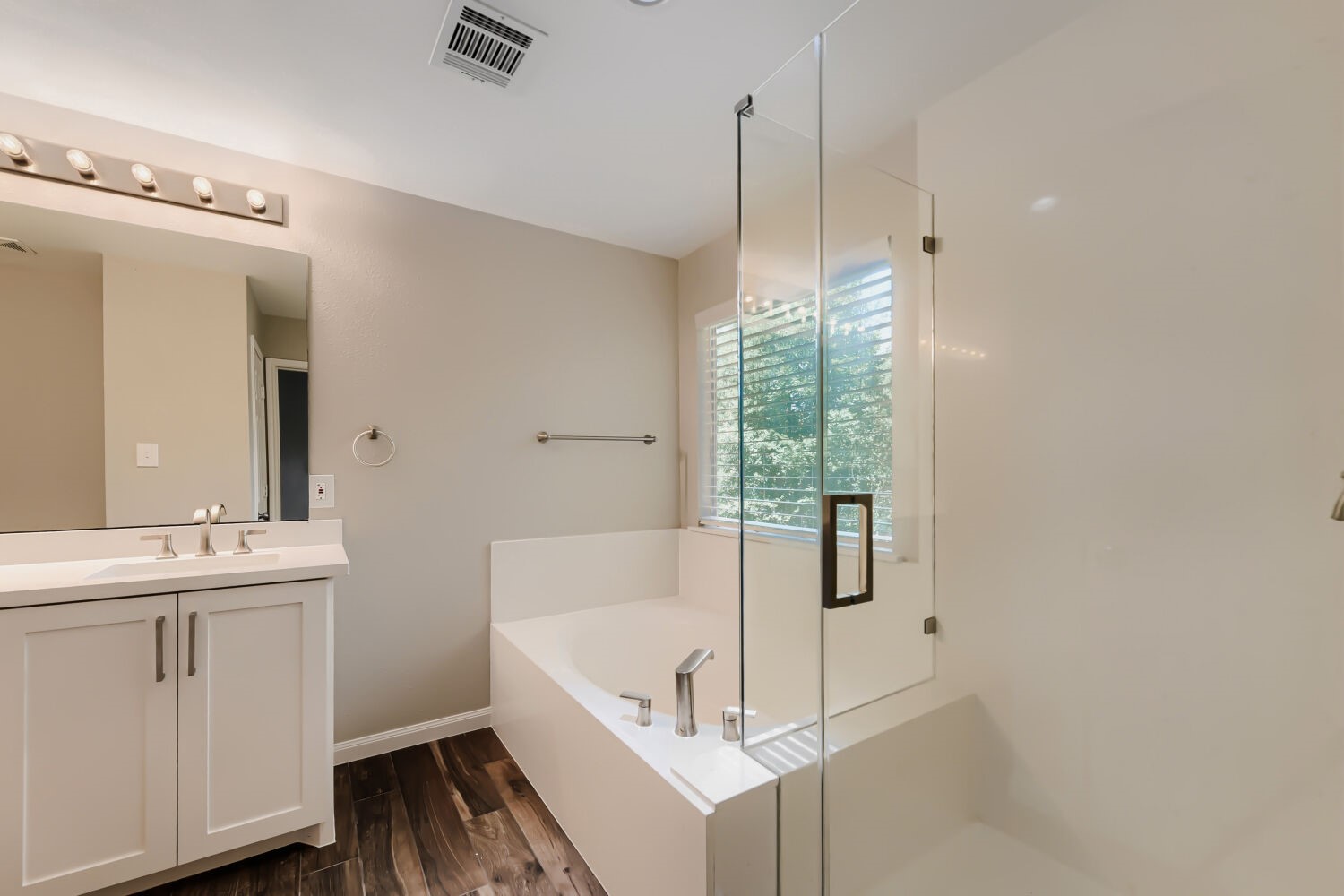 11 Wineberry Place Property Photo 17