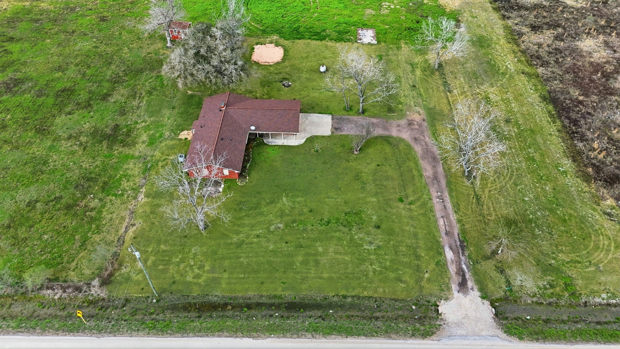 1839 W Henderson Rd Property Photo 34