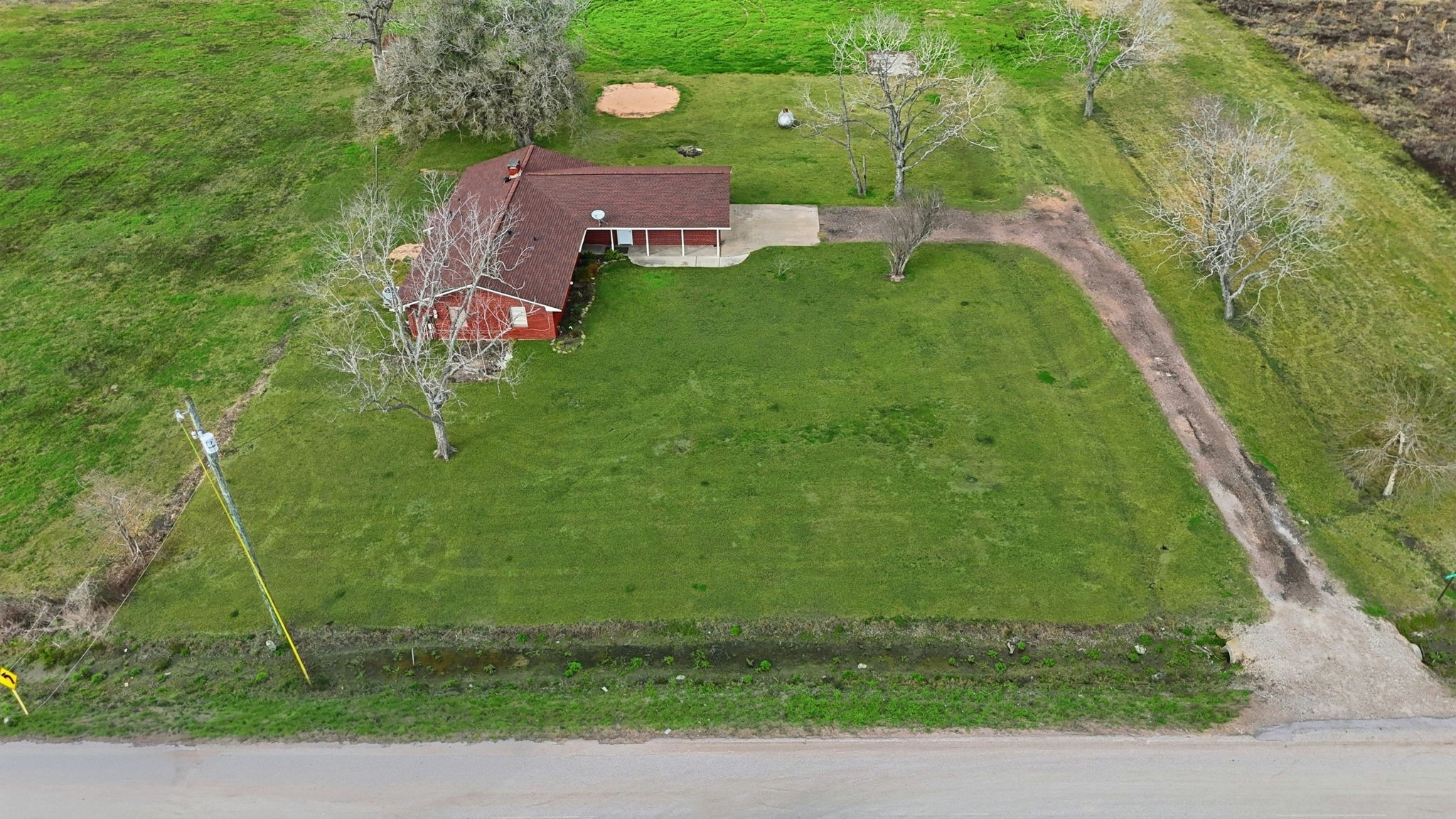 1839 W Henderson Rd Property Photo 42