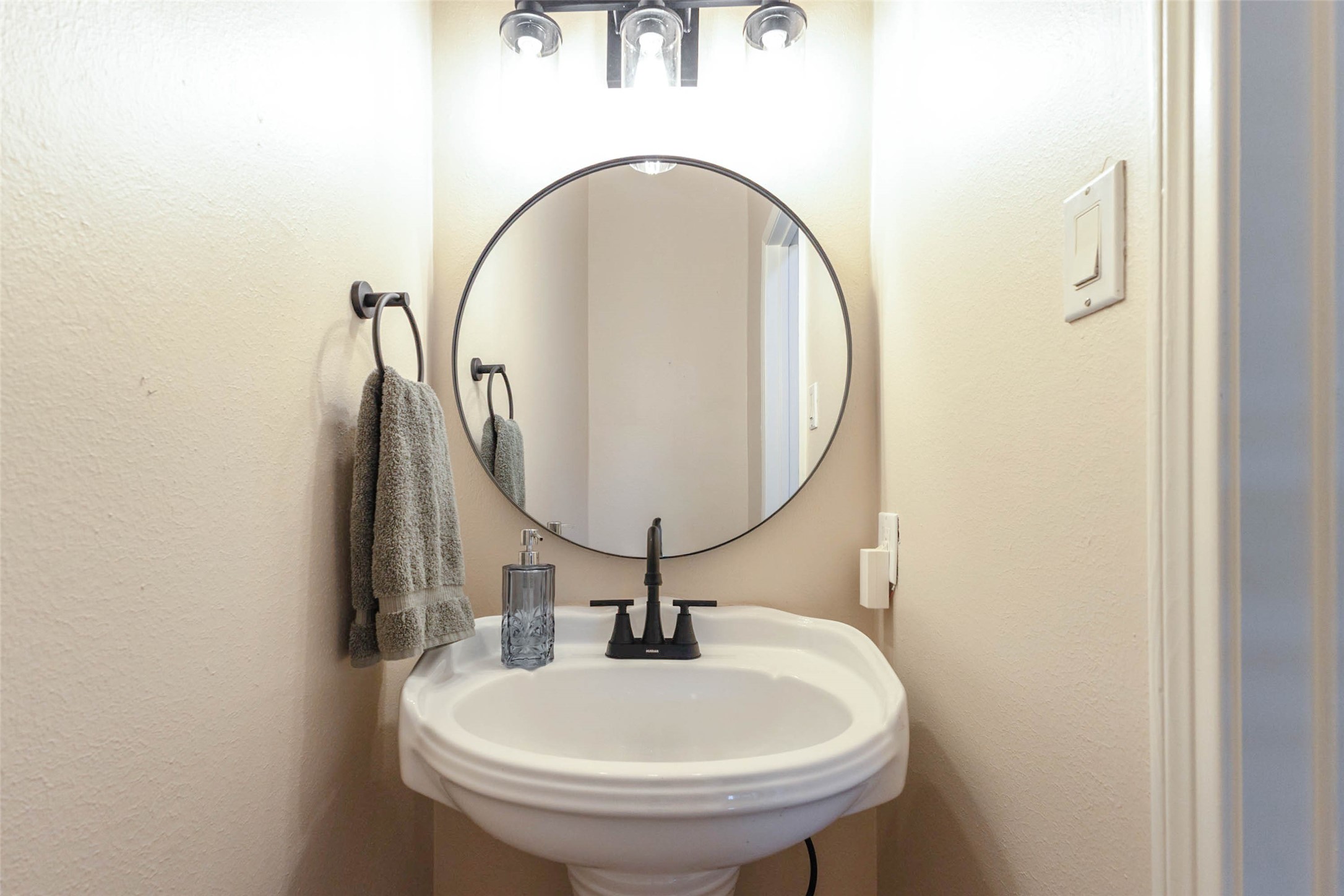 7307 Maidstone Lane Property Photo 29