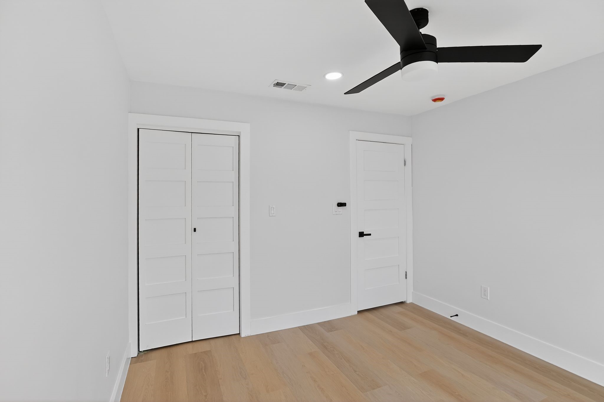 1906 Sunny Brook Drive Property Photo 20