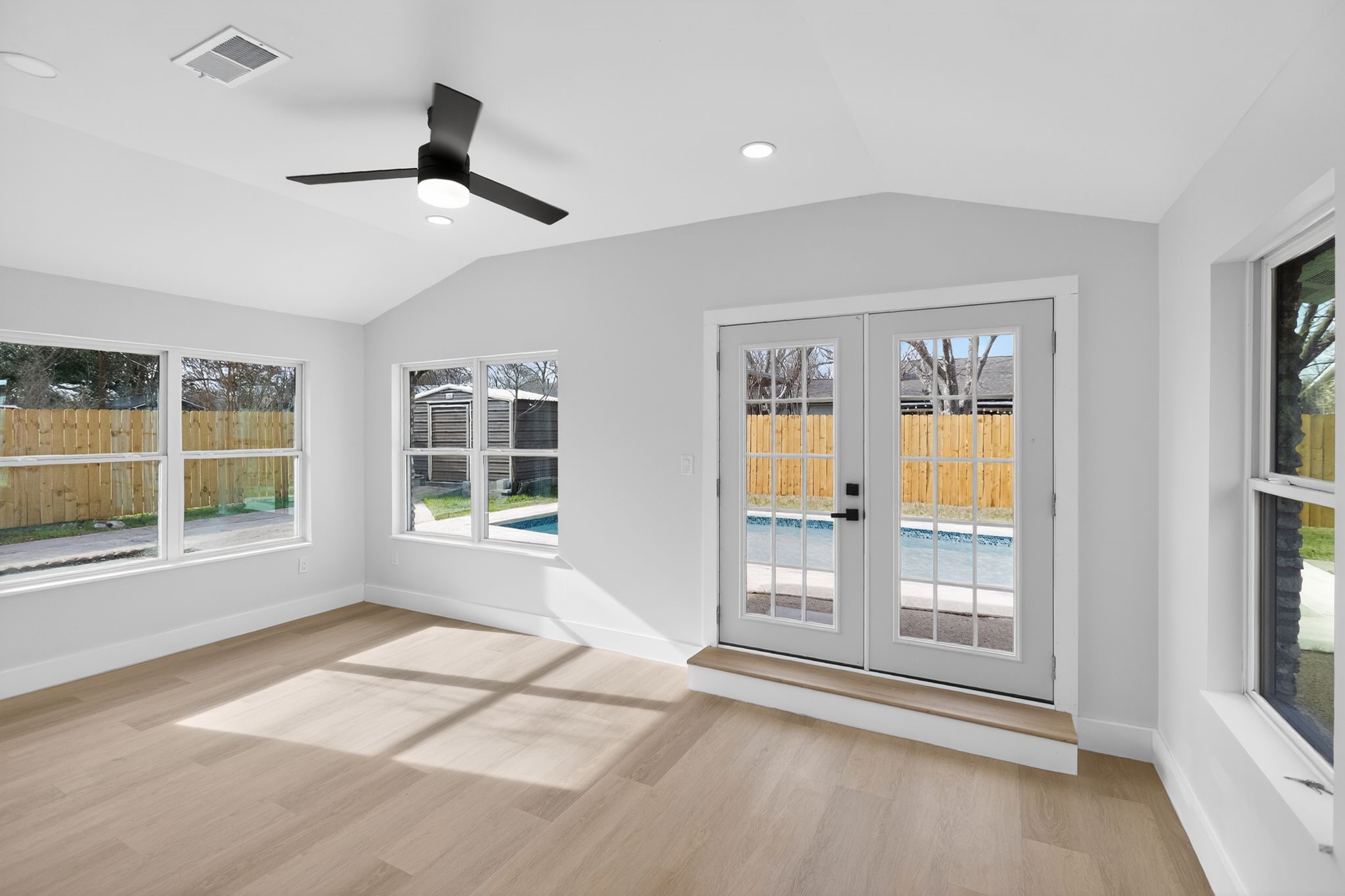 1906 Sunny Brook Drive Property Photo 26