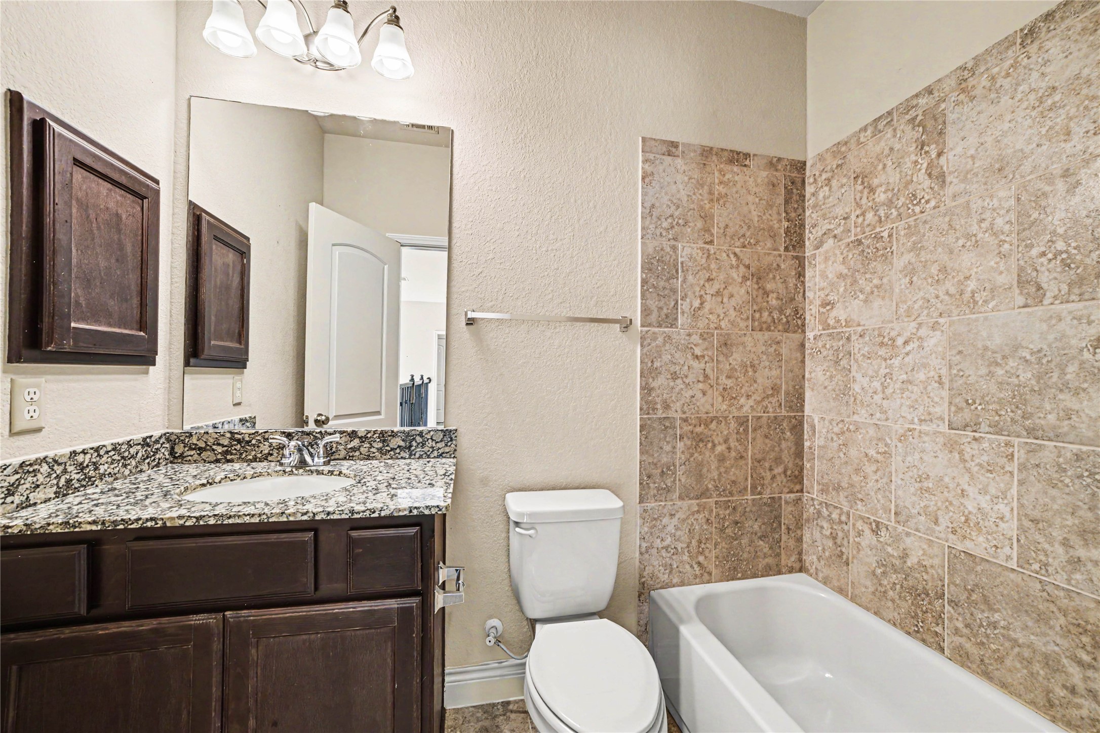 2310 Falcon Brook Drive Property Photo 14