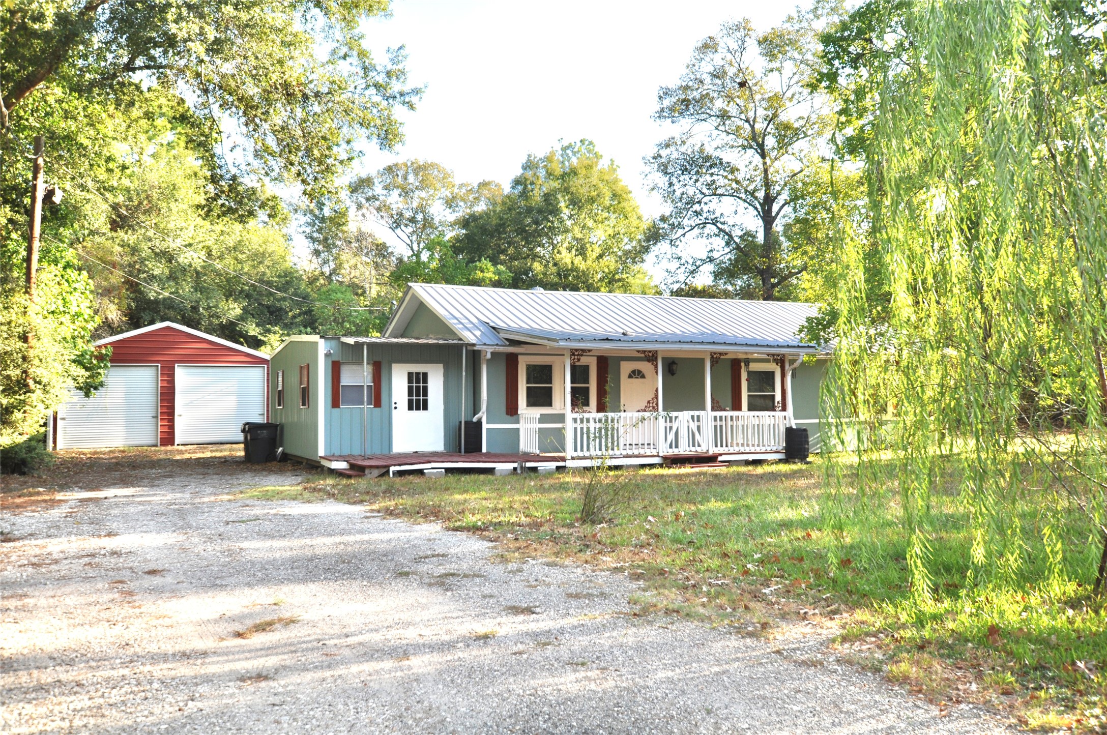 208 Blue Lake Drive Property Photo 1