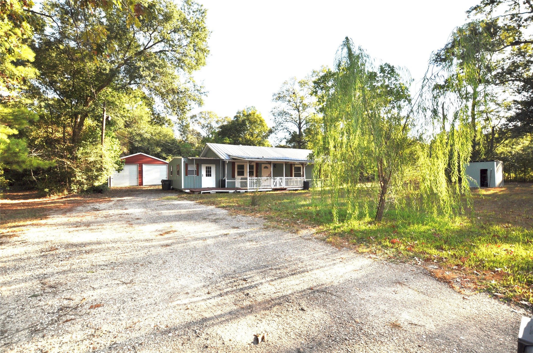 208 Blue Lake Drive Property Photo 9