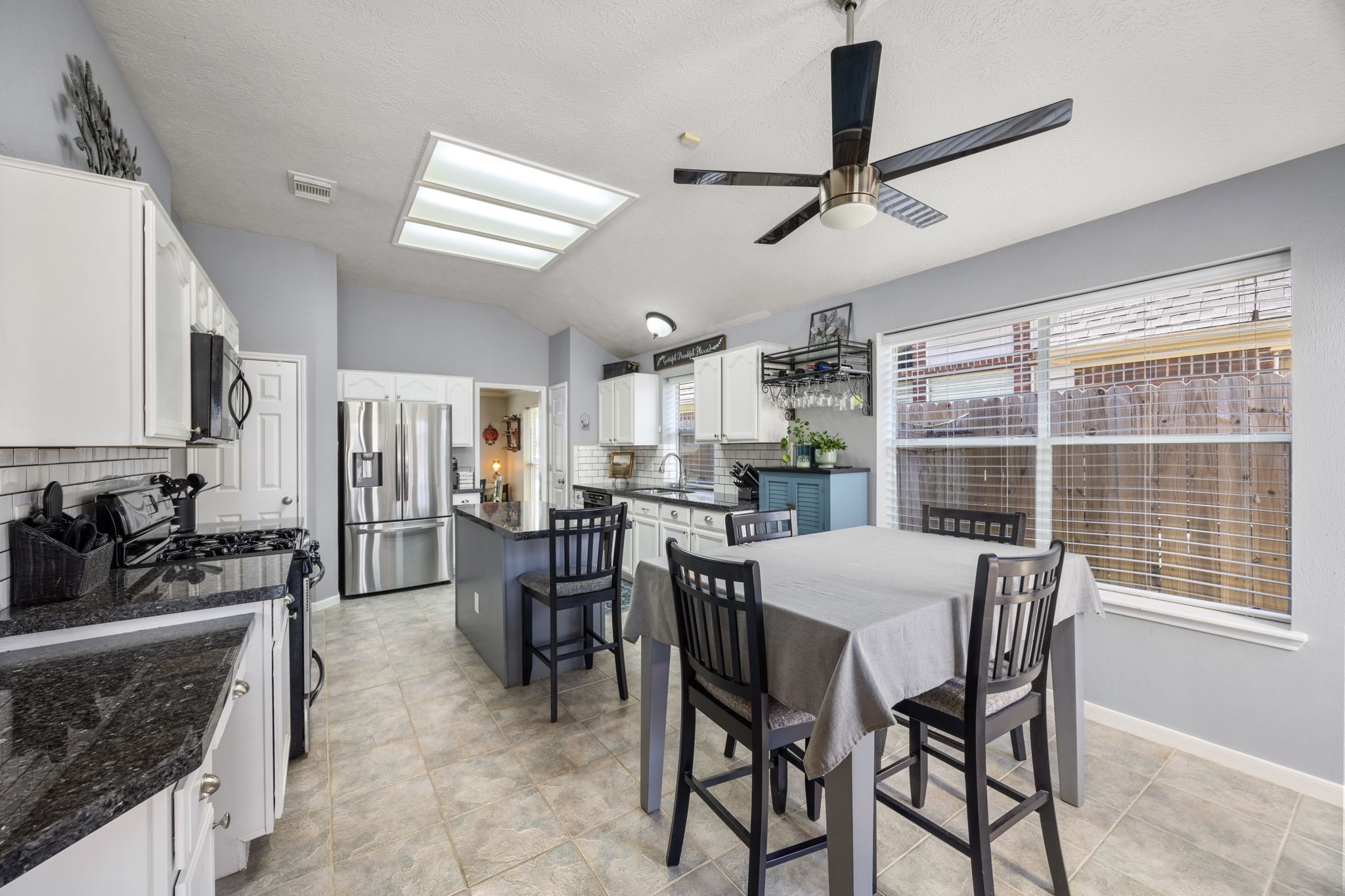 15326 Oak Lake Glen Drive Property Photo 14