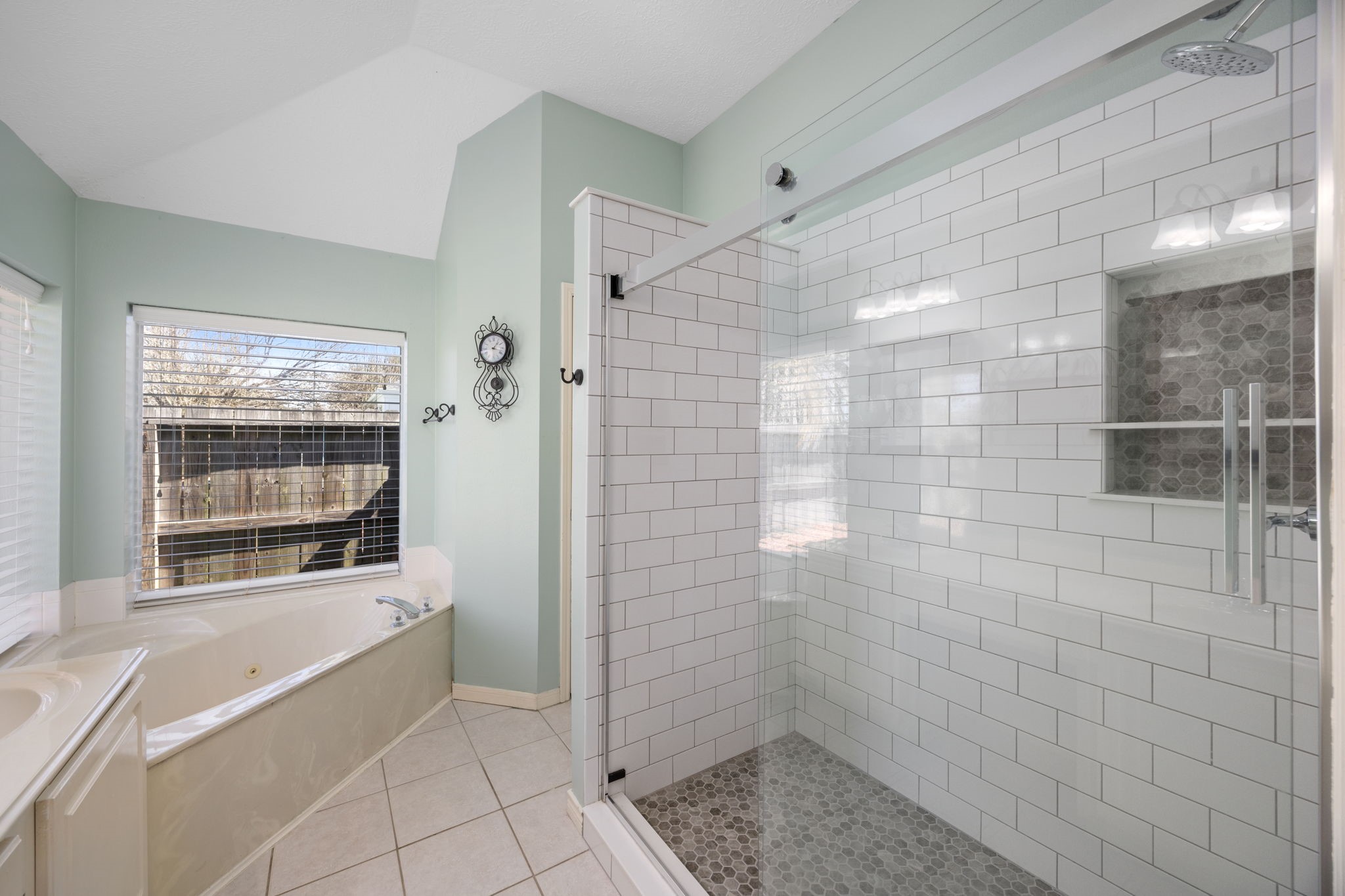 15326 Oak Lake Glen Drive Property Photo 21