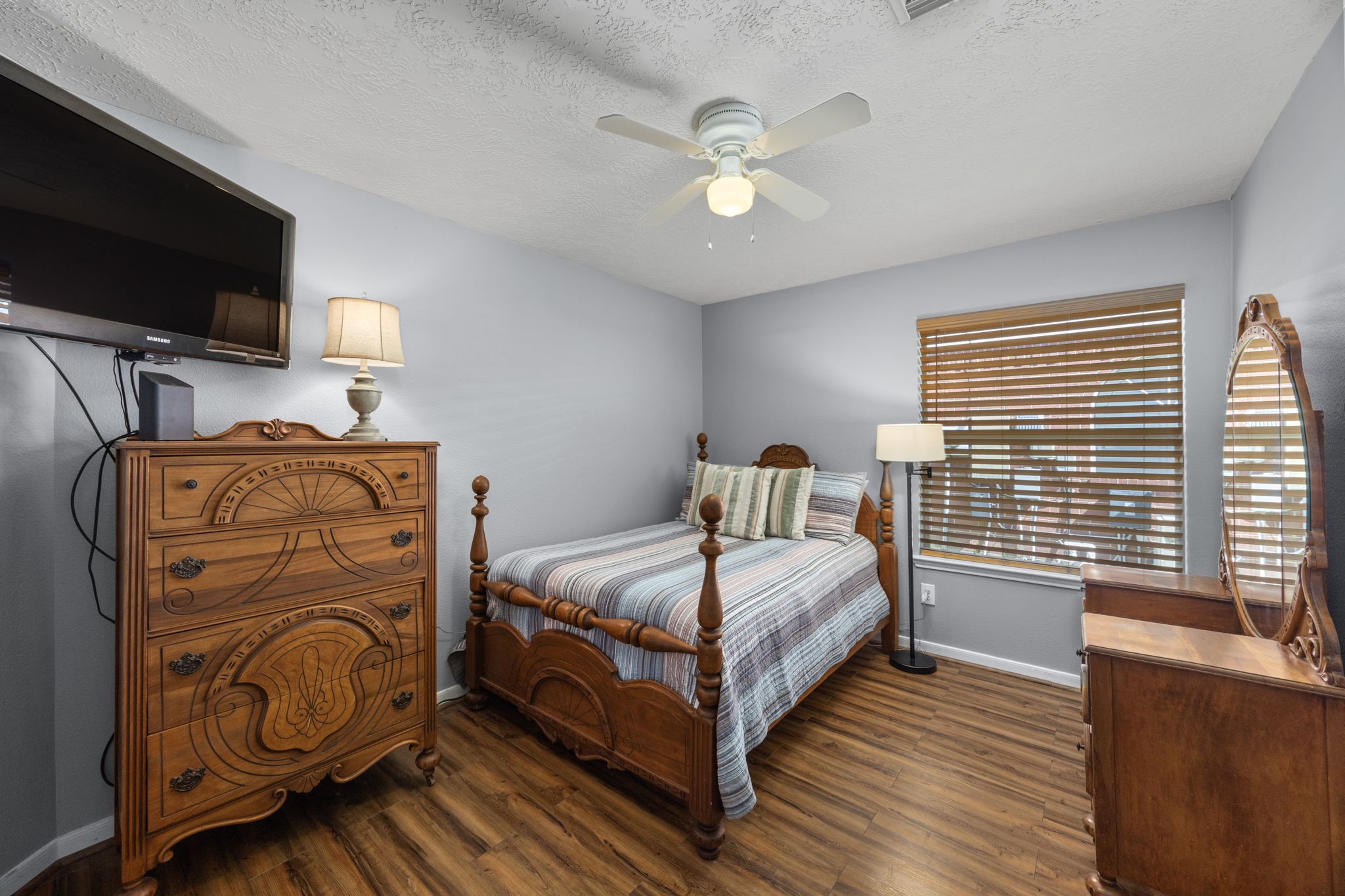 15326 Oak Lake Glen Drive Property Photo 23