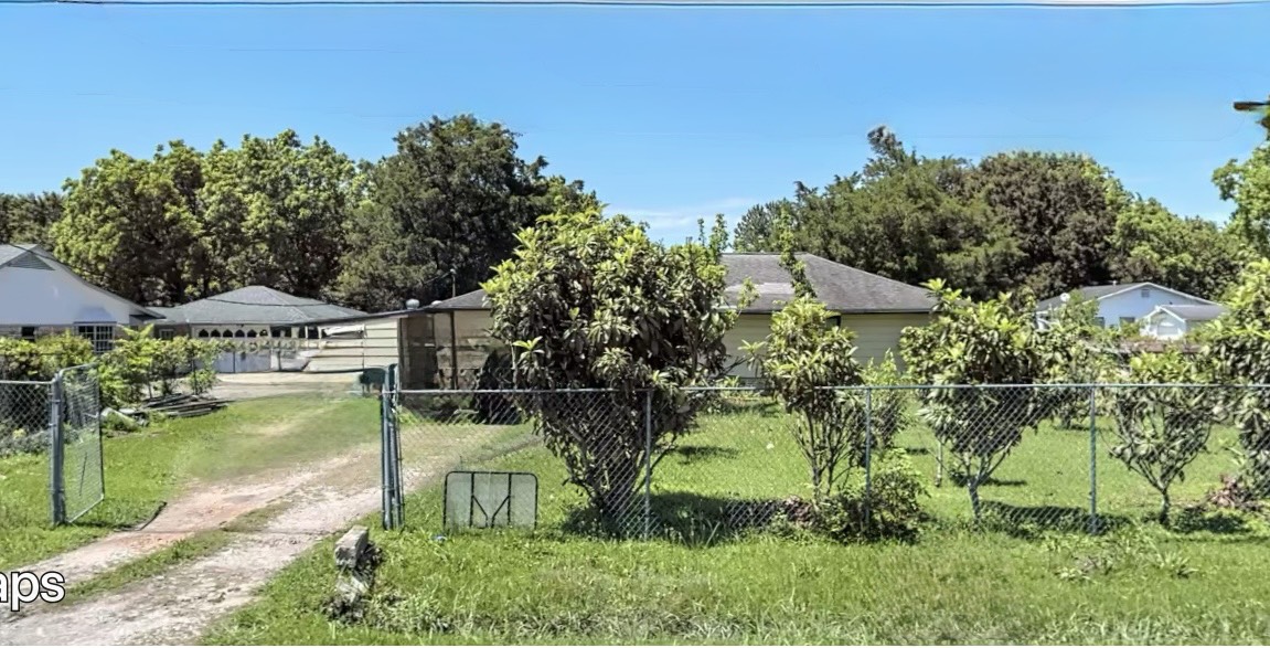 10410 Windsor Property Photo 1