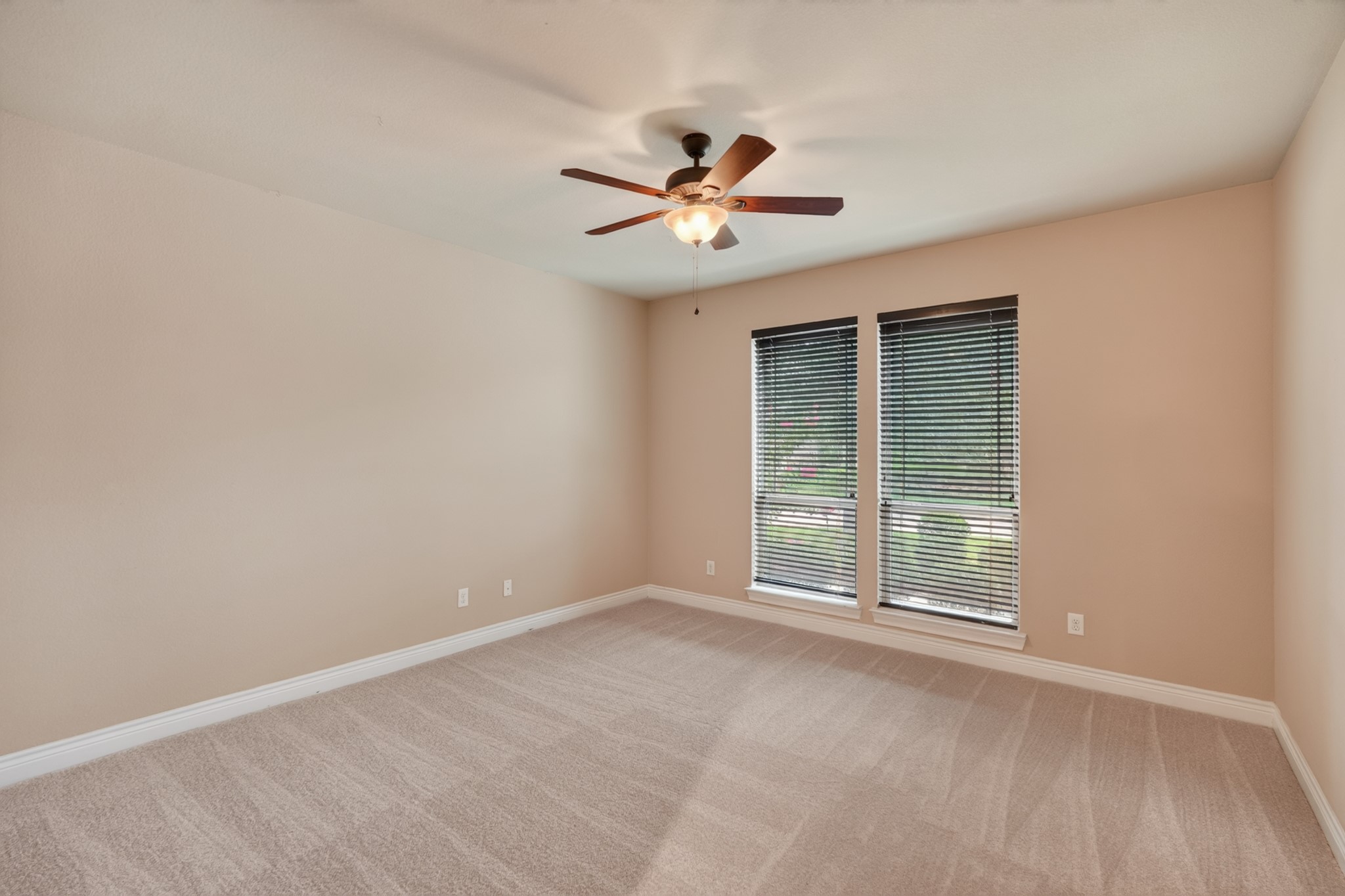 24 Camden Oaks Lane Property Photo 22