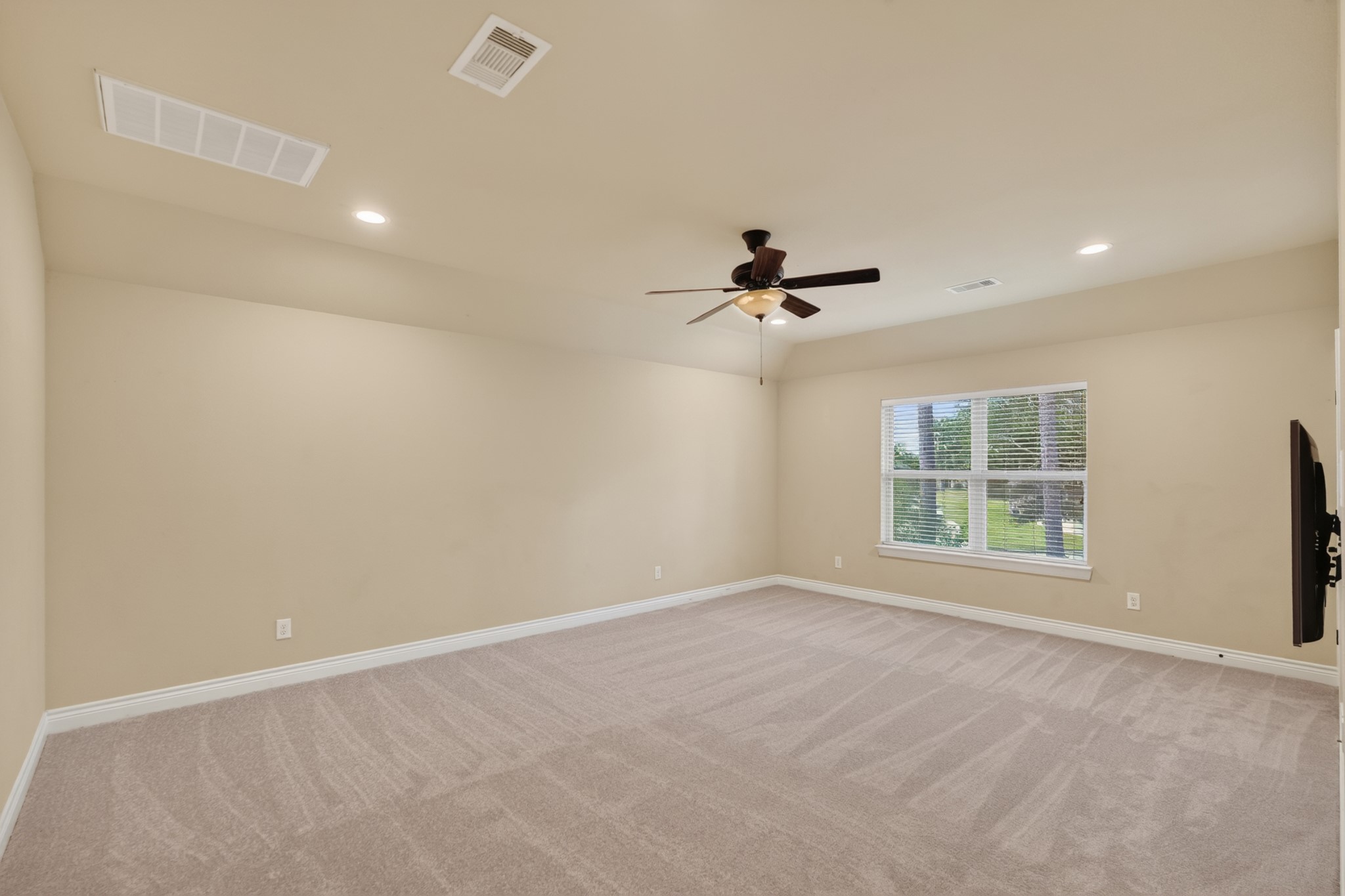 24 Camden Oaks Lane Property Photo 26