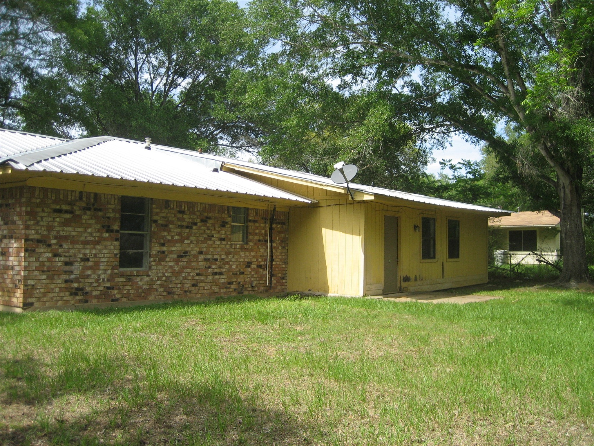 108 Briar Lane Property Photo 2