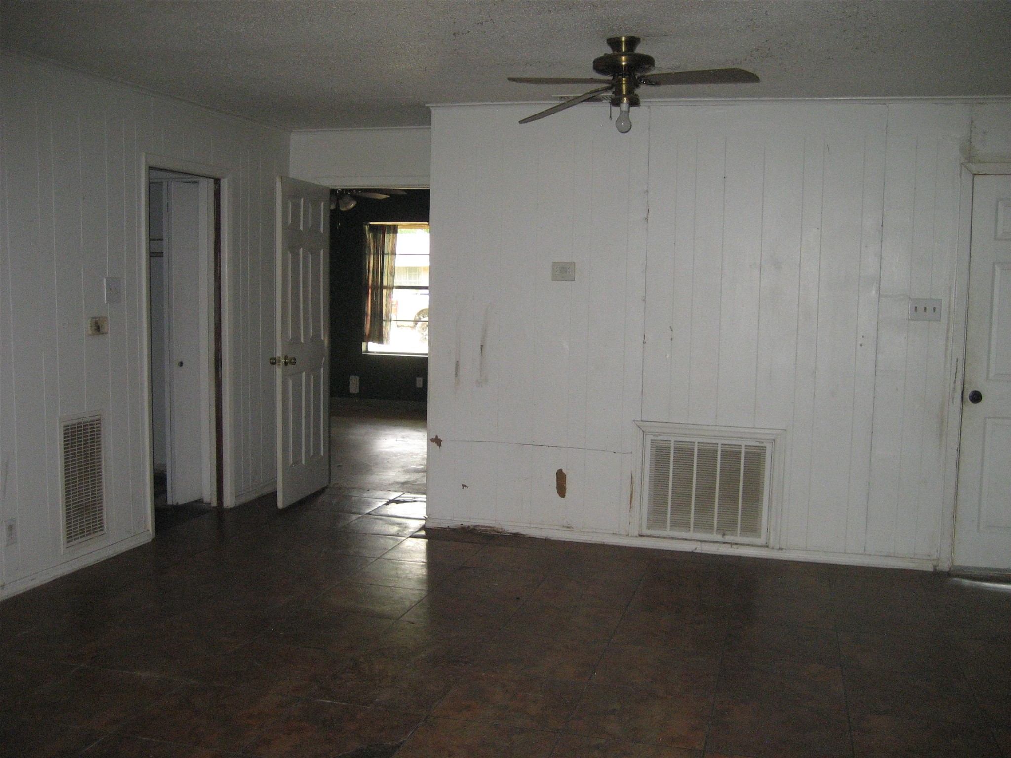 108 Briar Lane Property Photo 5