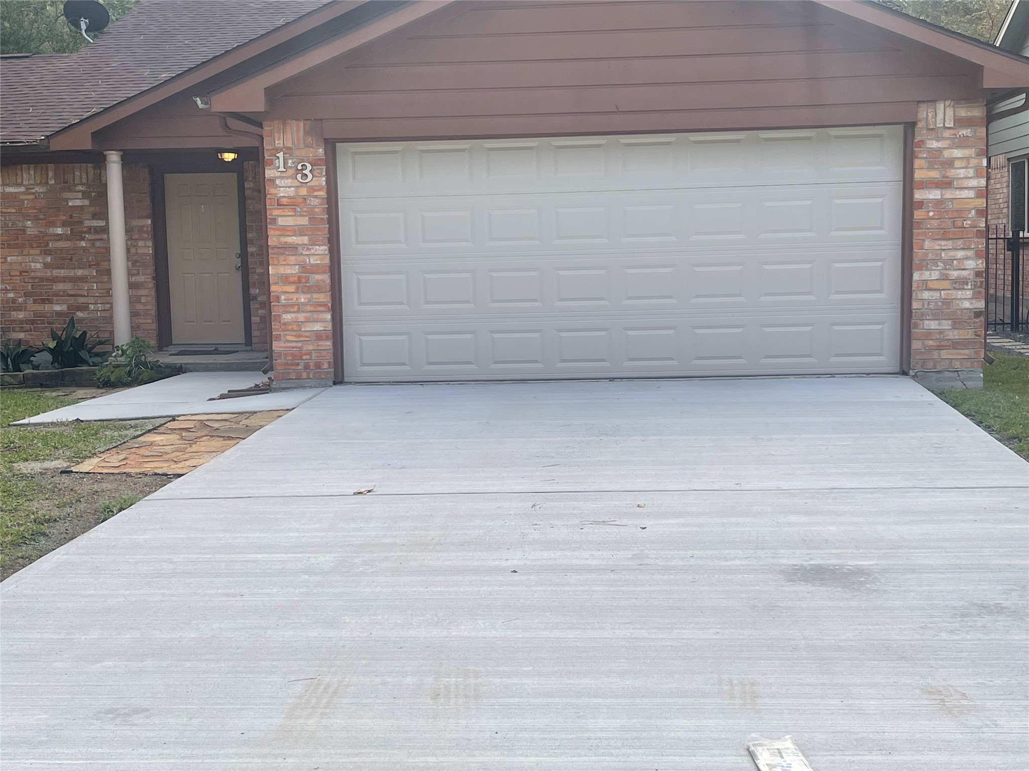 13 Maywind Court Property Photo 2