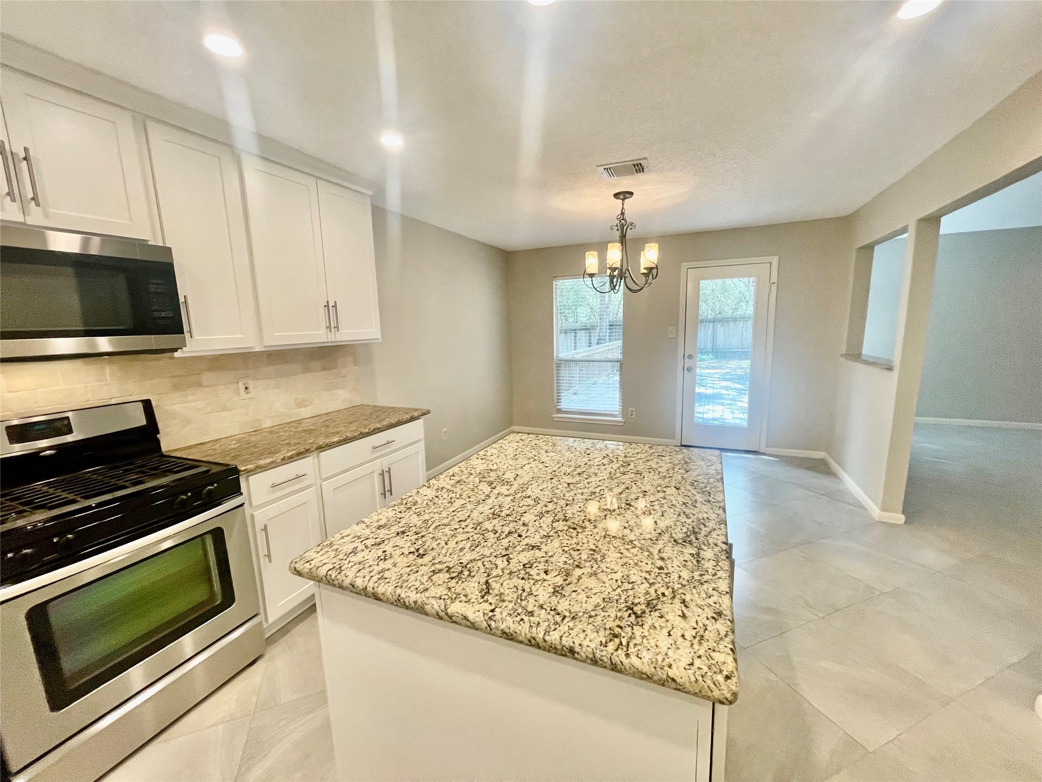 13 Maywind Court Property Photo 6