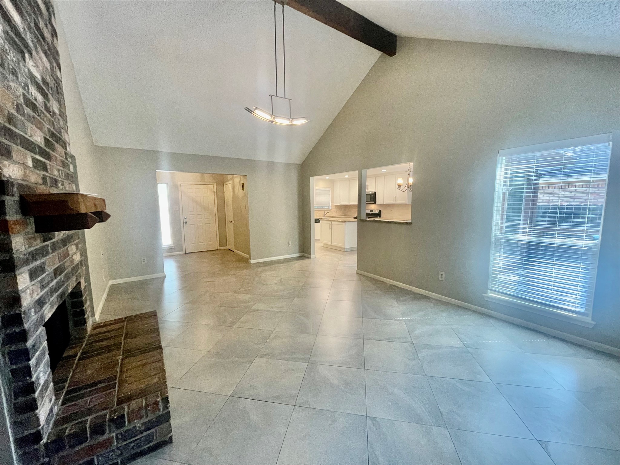 13 Maywind Court Property Photo 14