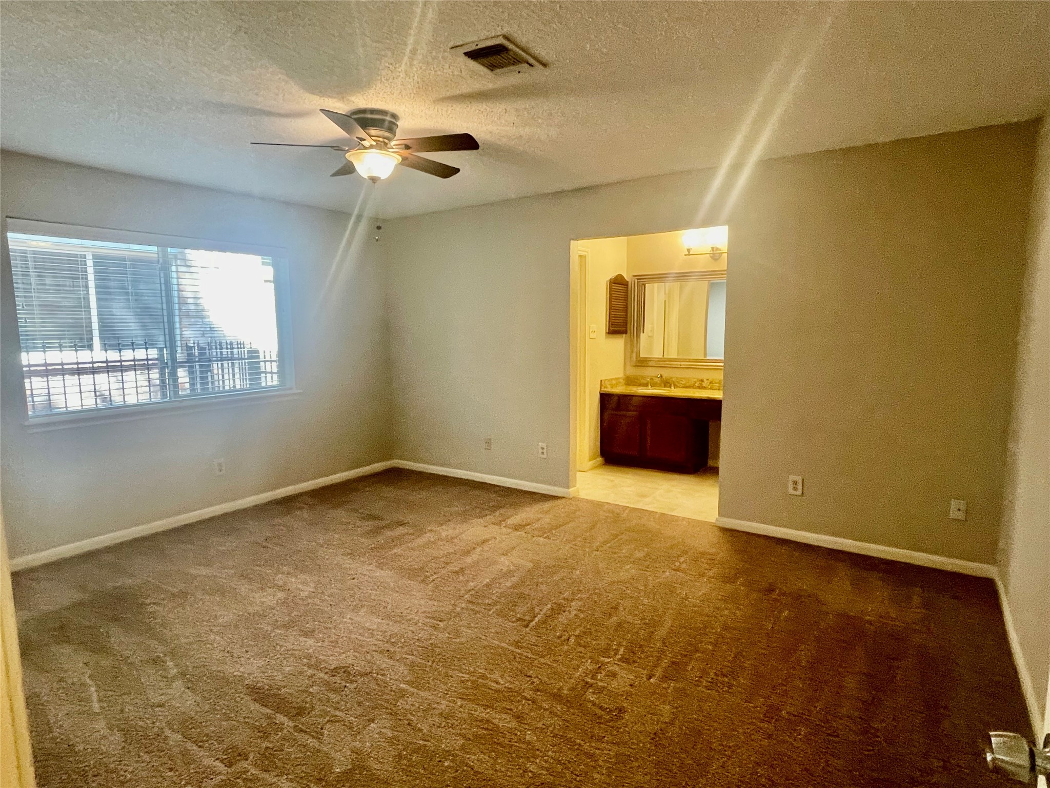 13 Maywind Court Property Photo 17