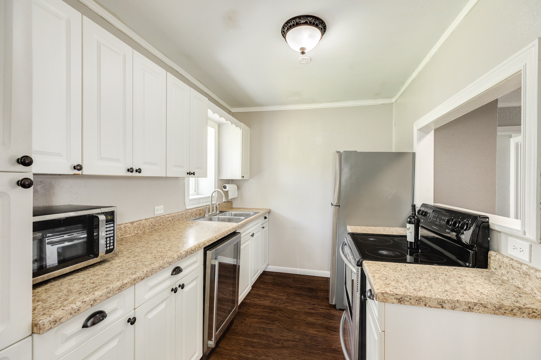 219 Camellia Street Property Photo 13